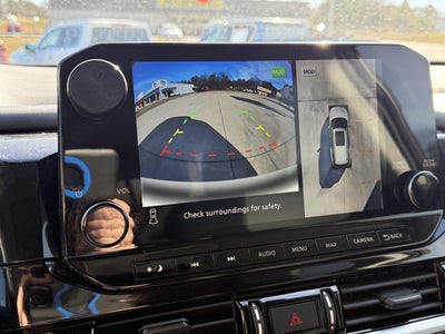 2025 Nissan Pathfinder Base