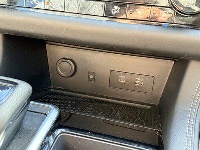 2025 Nissan Pathfinder Base