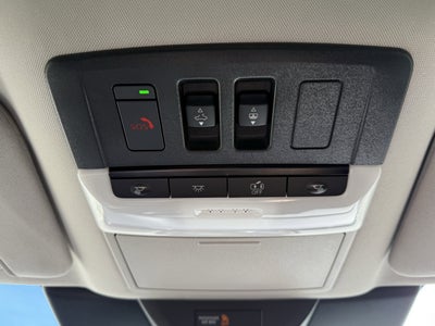 2025 Nissan Pathfinder Base