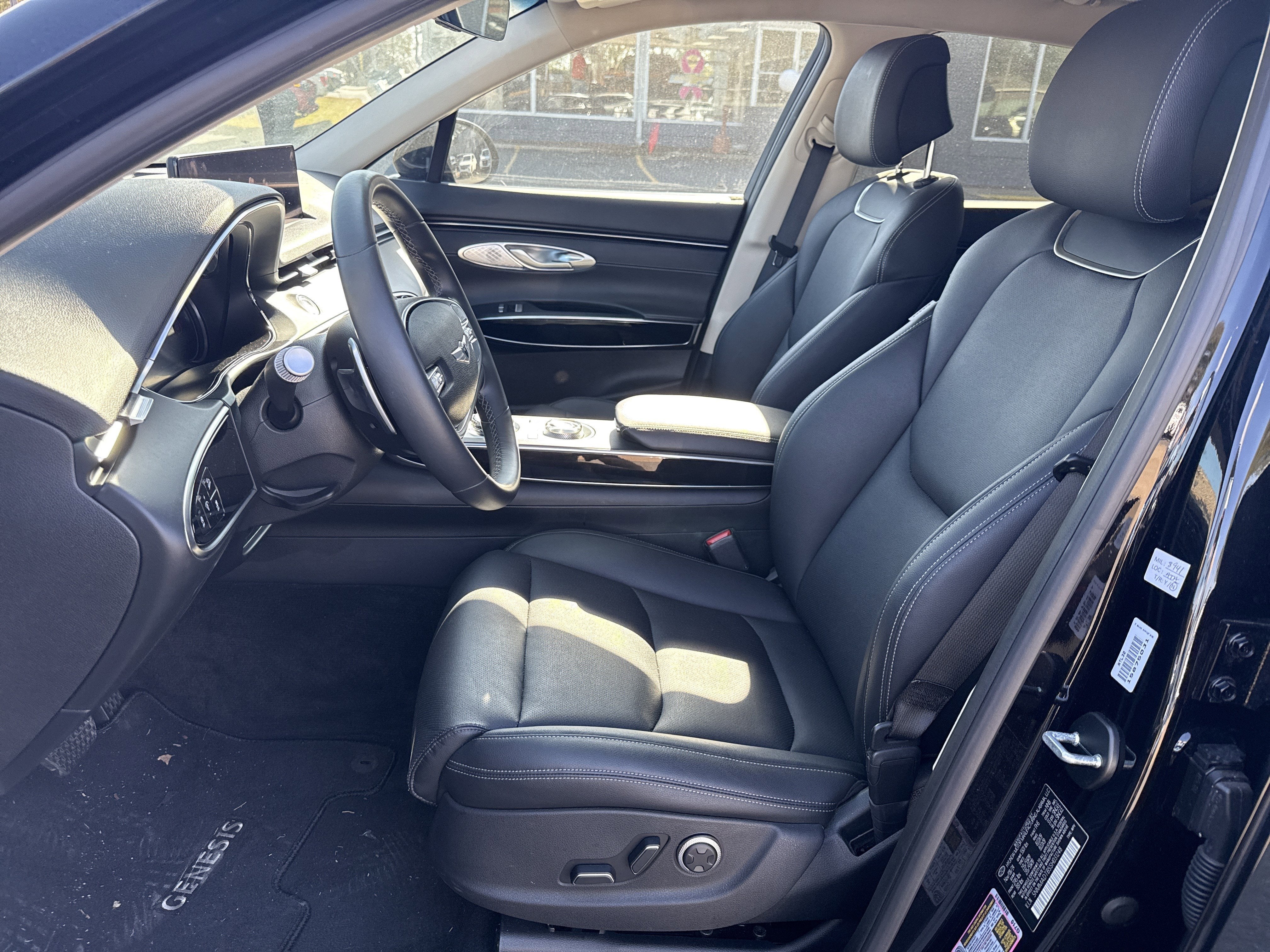 2025 Genesis GV70 2.5T