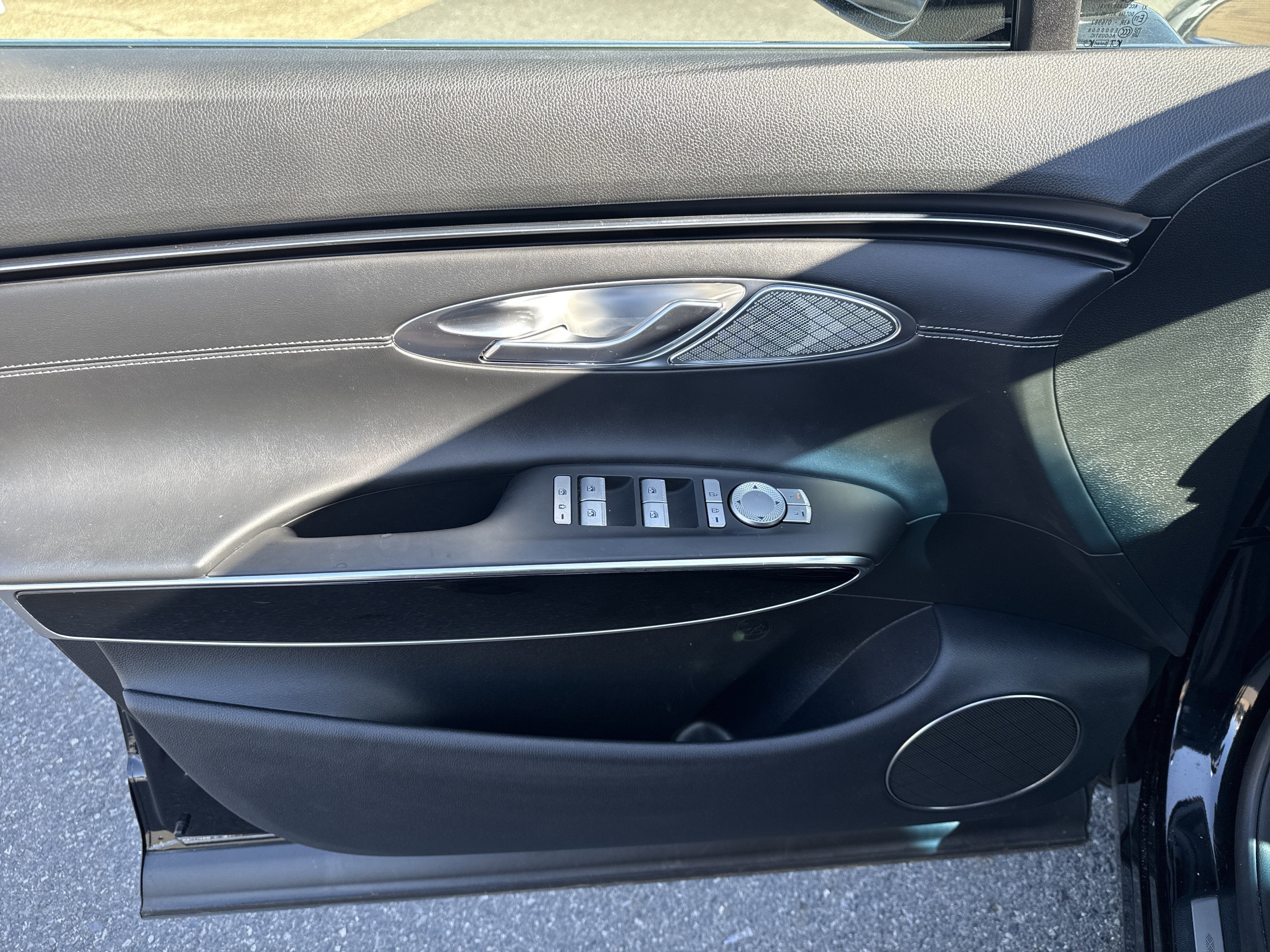 2025 Genesis GV70 2.5T