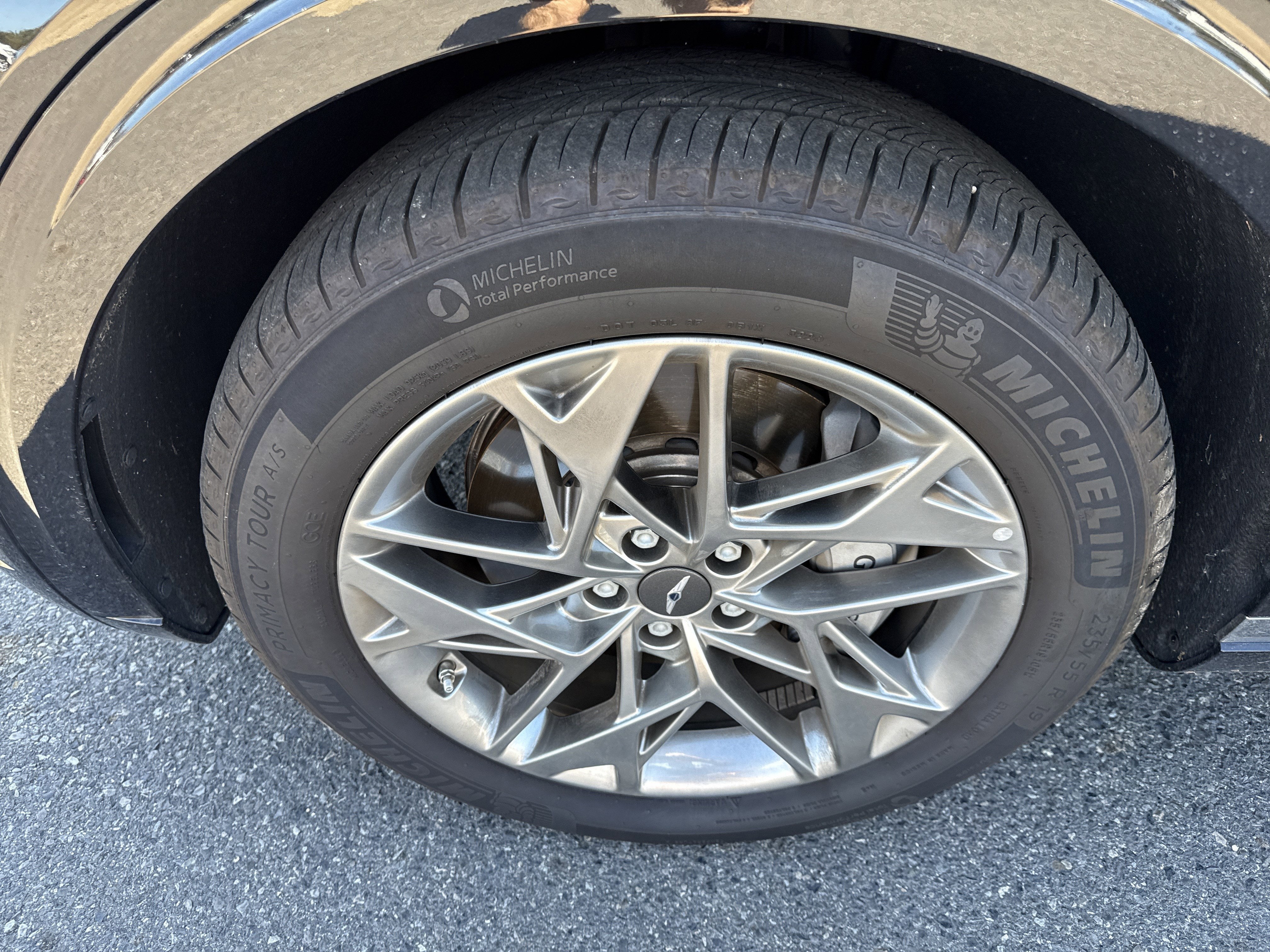 2025 Genesis GV70 2.5T