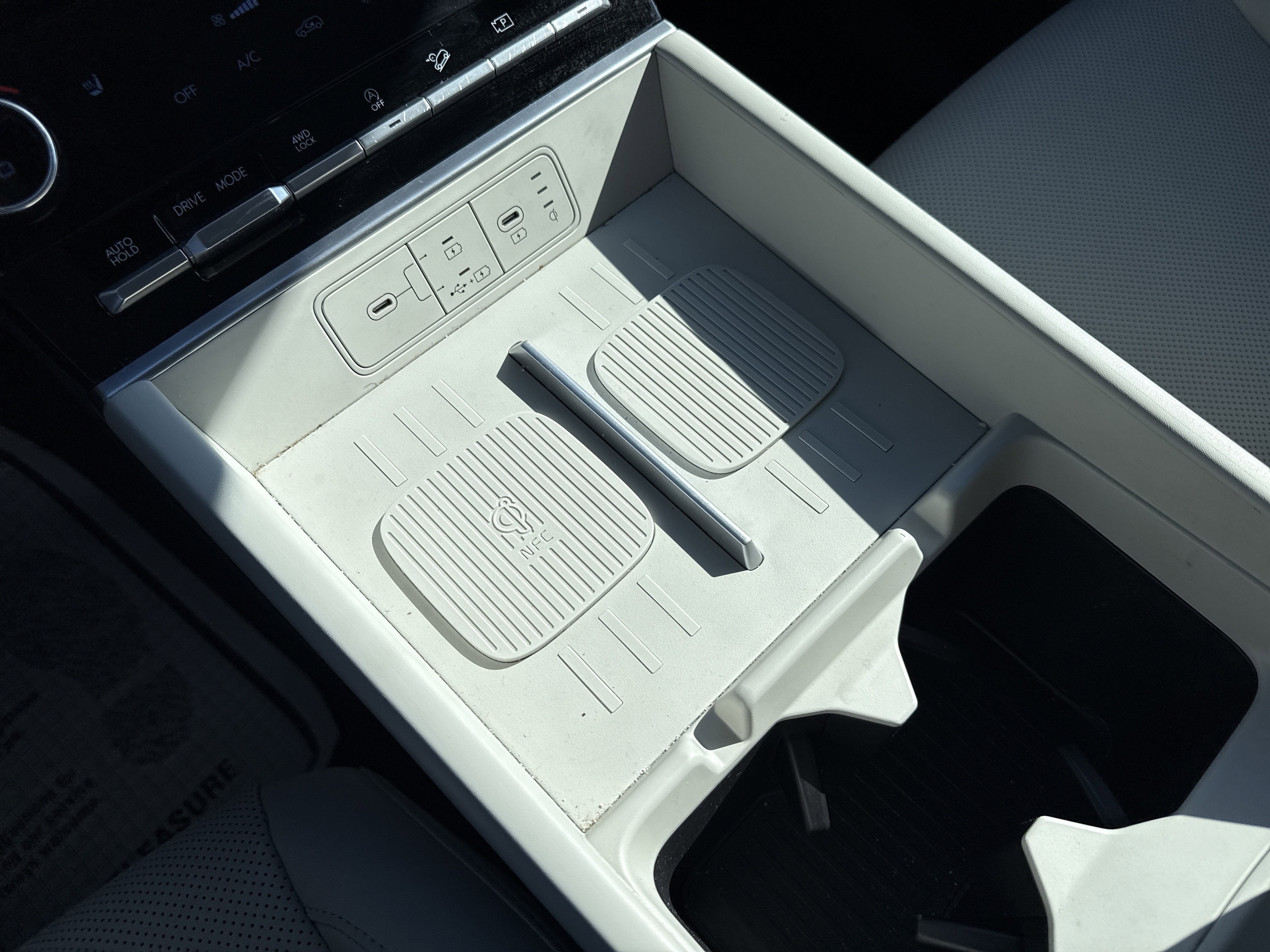 2025 Hyundai Santa Fe Base