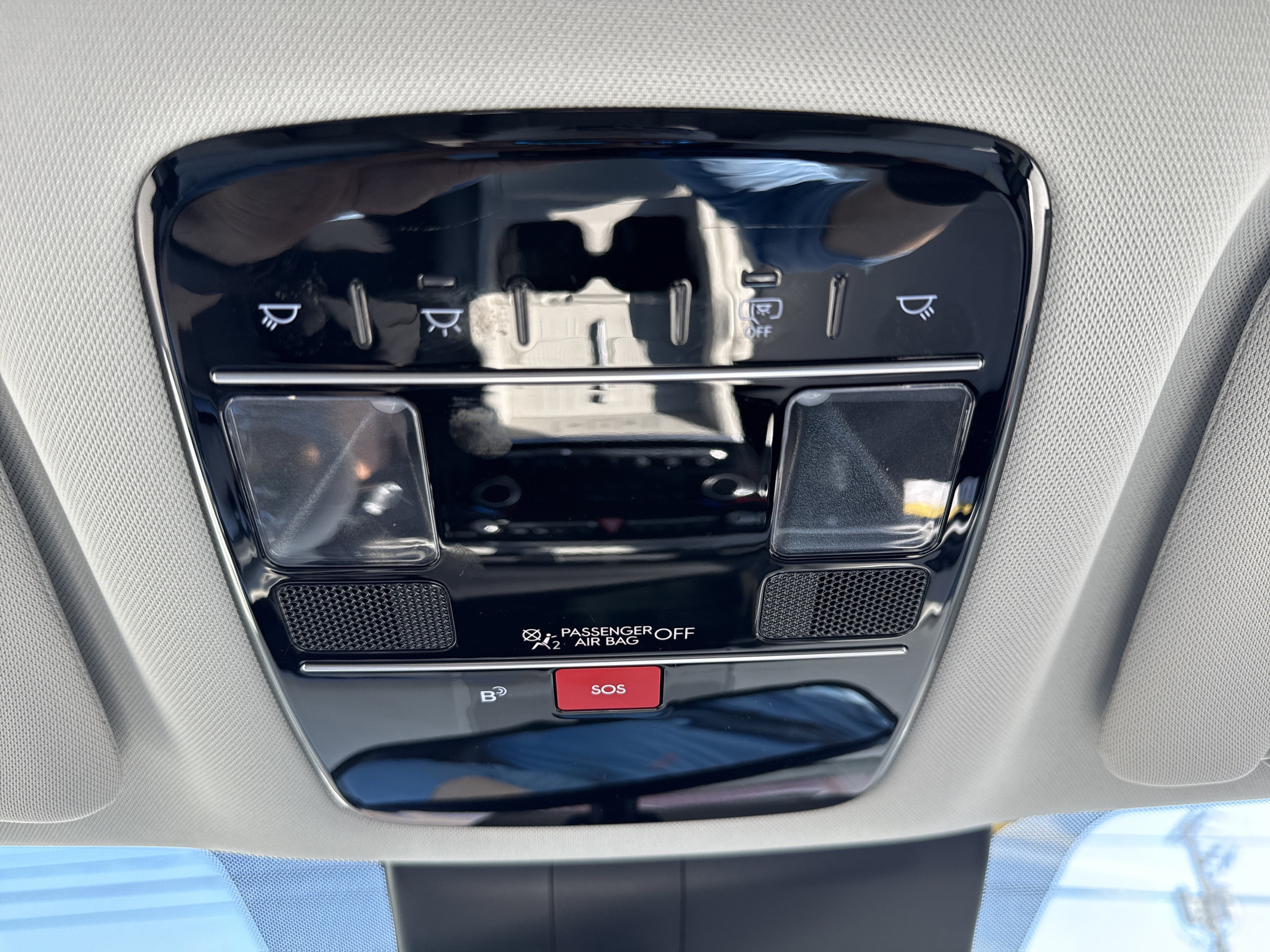 2025 Hyundai Santa Fe Base