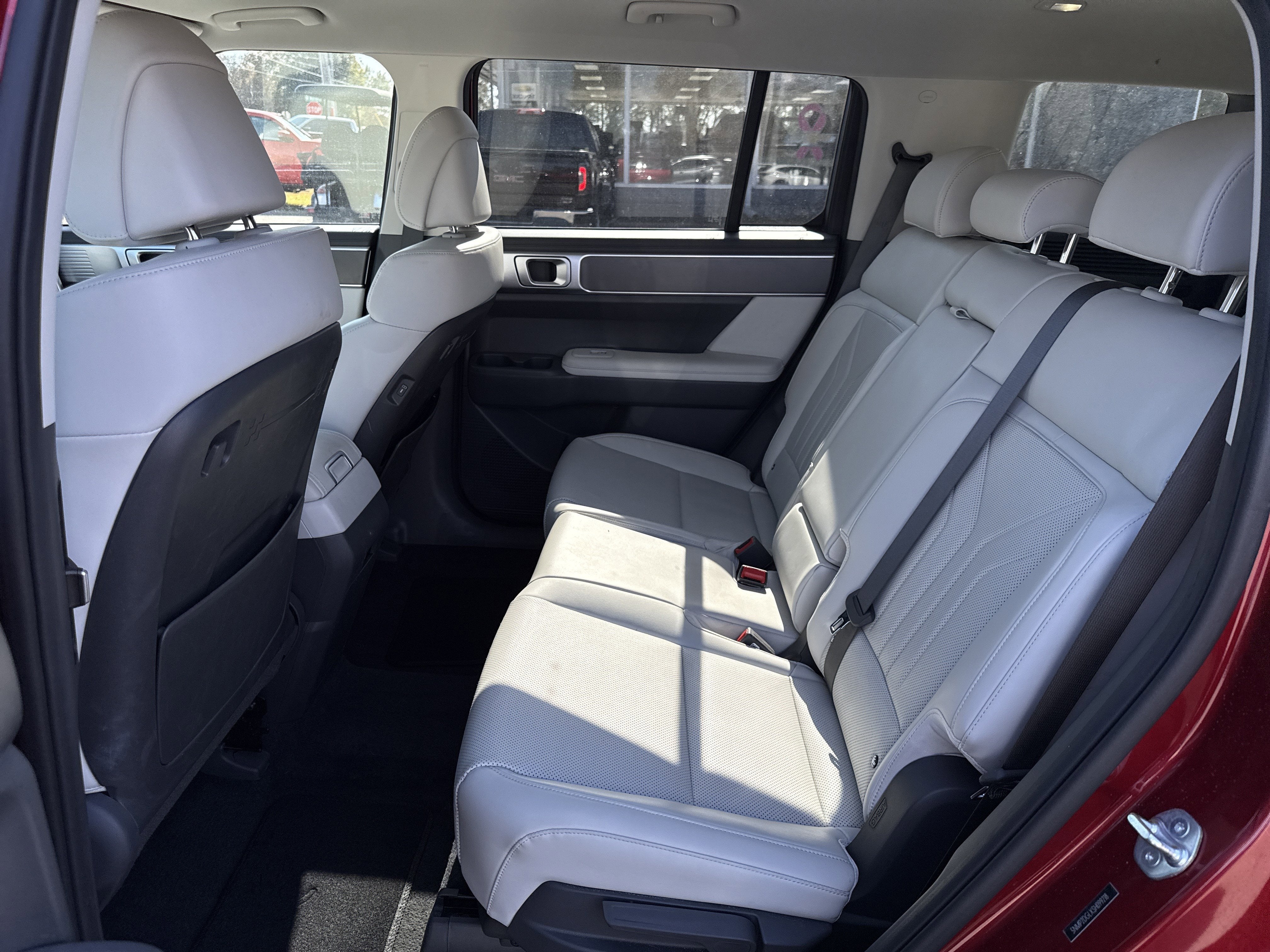 2025 Hyundai Santa Fe Base