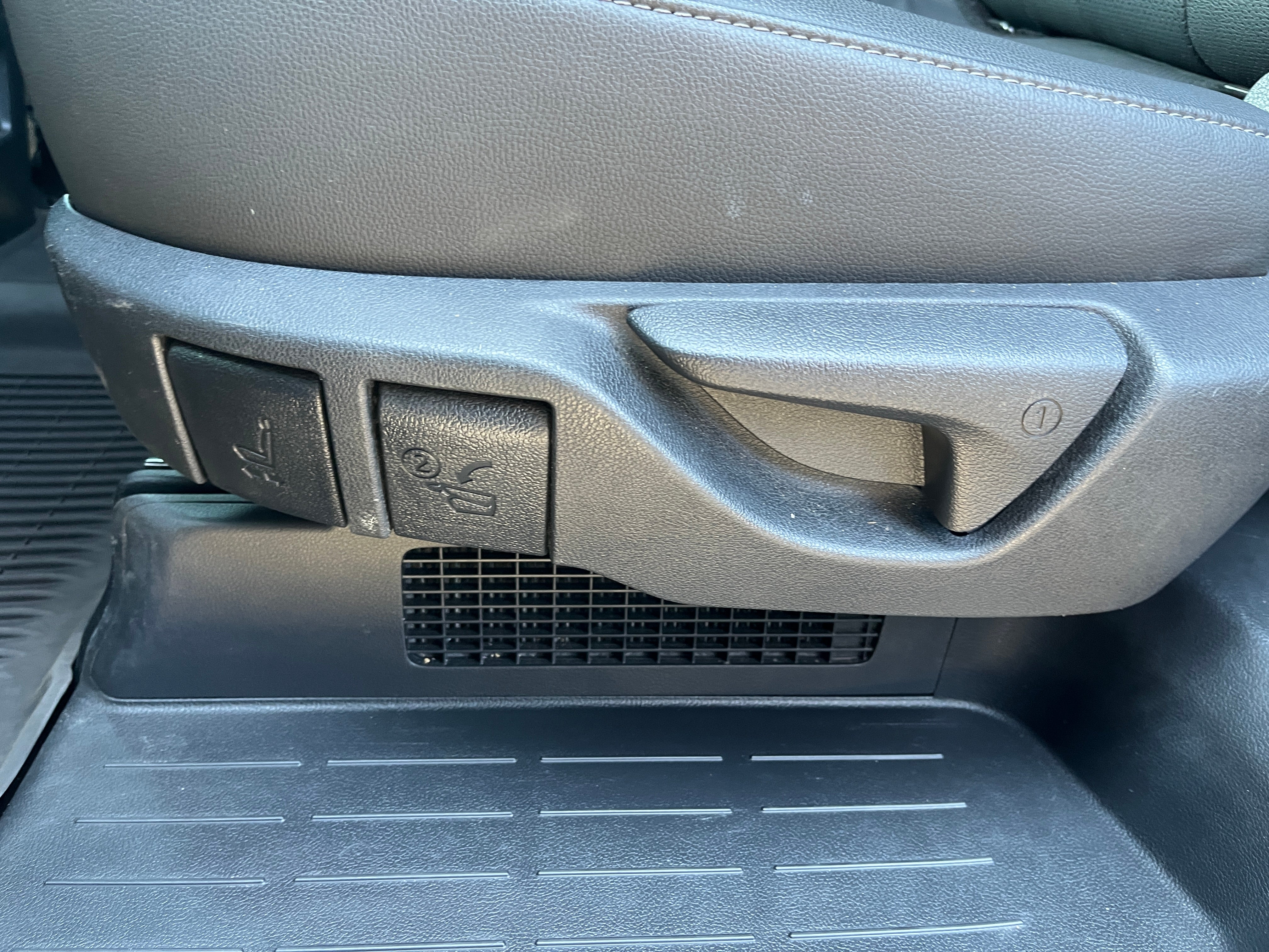 2024 Toyota Grand Highlander Hybrid XLE