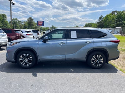 2020 Toyota Highlander XLE