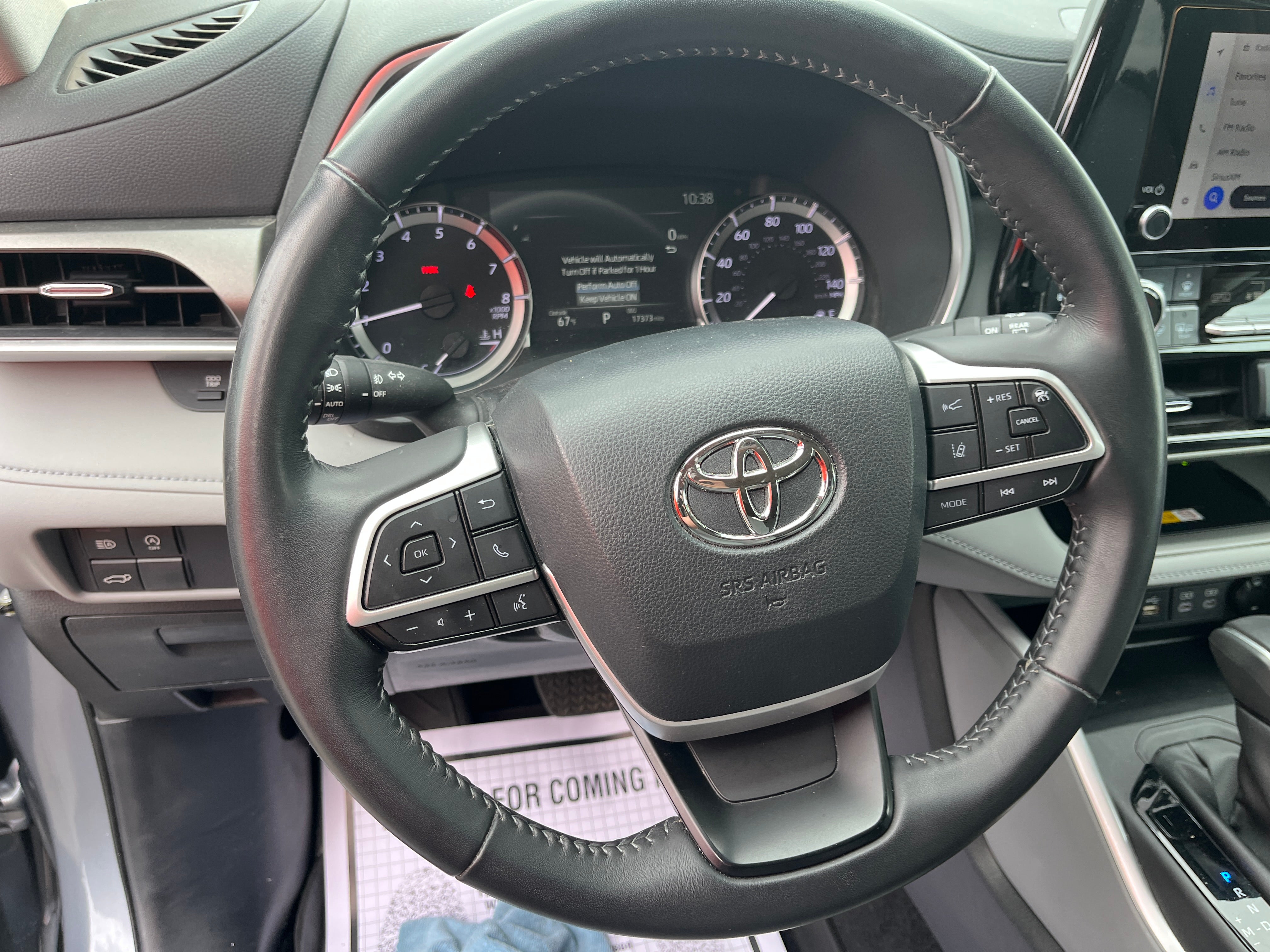 2024 Toyota Highlander LE