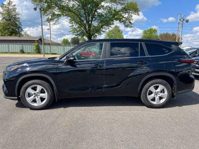 2024 Toyota Highlander LE