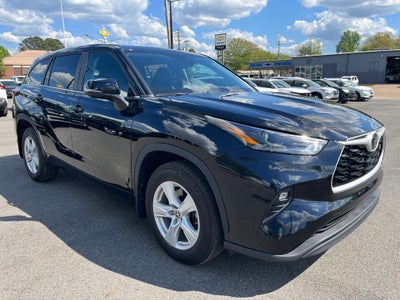 2024 Toyota Highlander LE