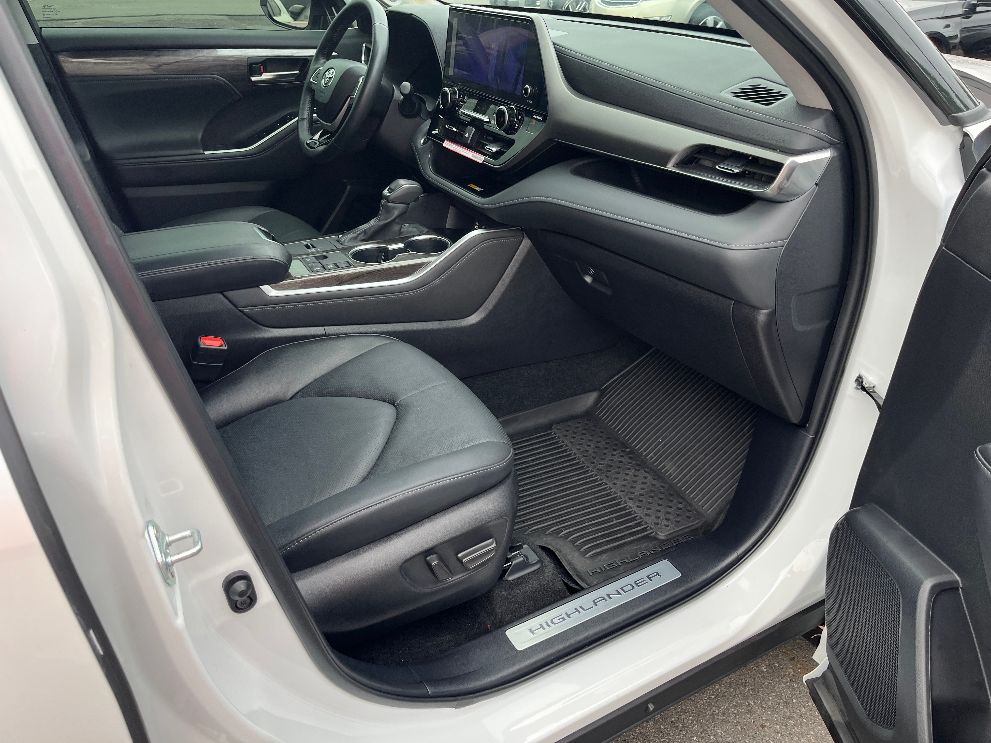 2024 Toyota Highlander Hybrid Limited