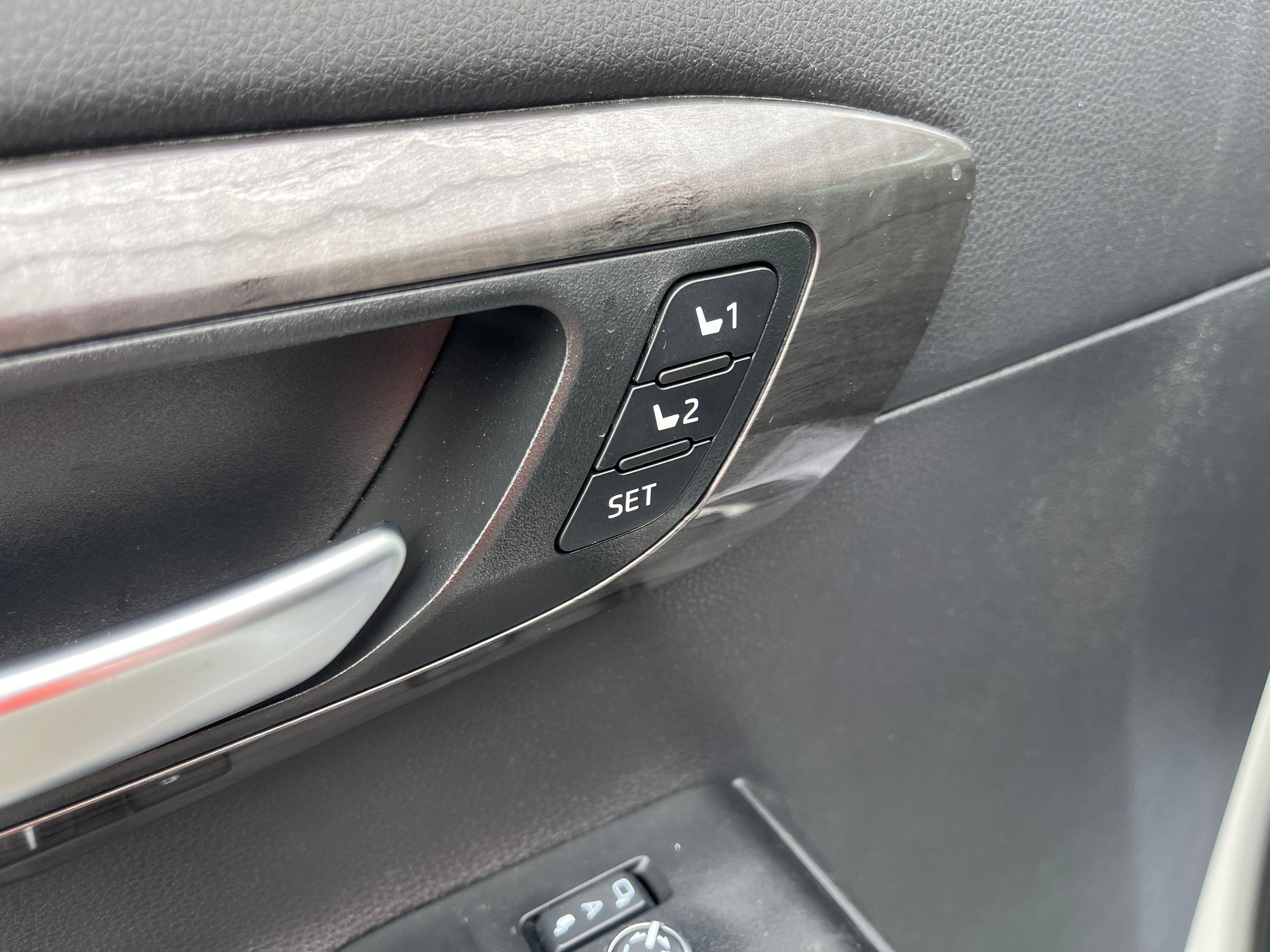 2024 Toyota Highlander Hybrid Limited