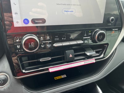 2024 Toyota Highlander Hybrid Limited