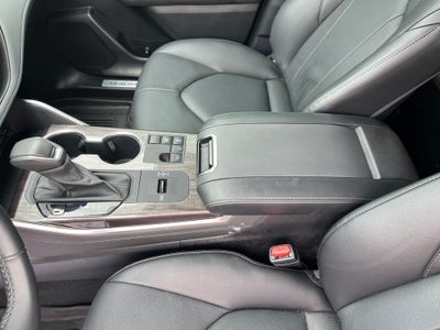 2024 Toyota Highlander Hybrid Limited