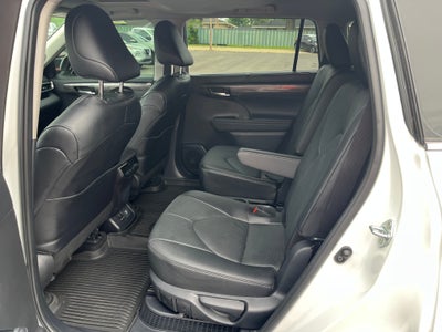 2024 Toyota Highlander Hybrid Limited