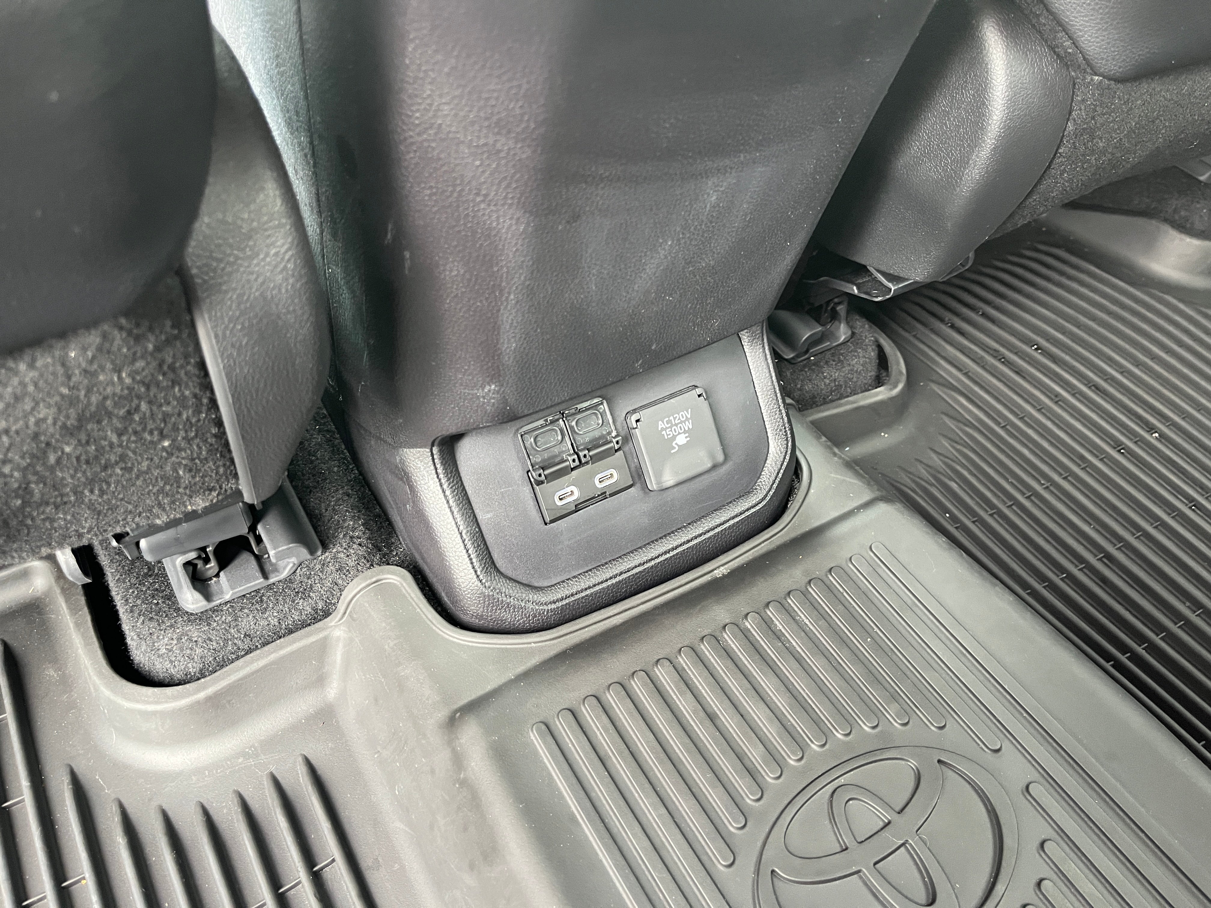 2024 Toyota Highlander Hybrid Limited