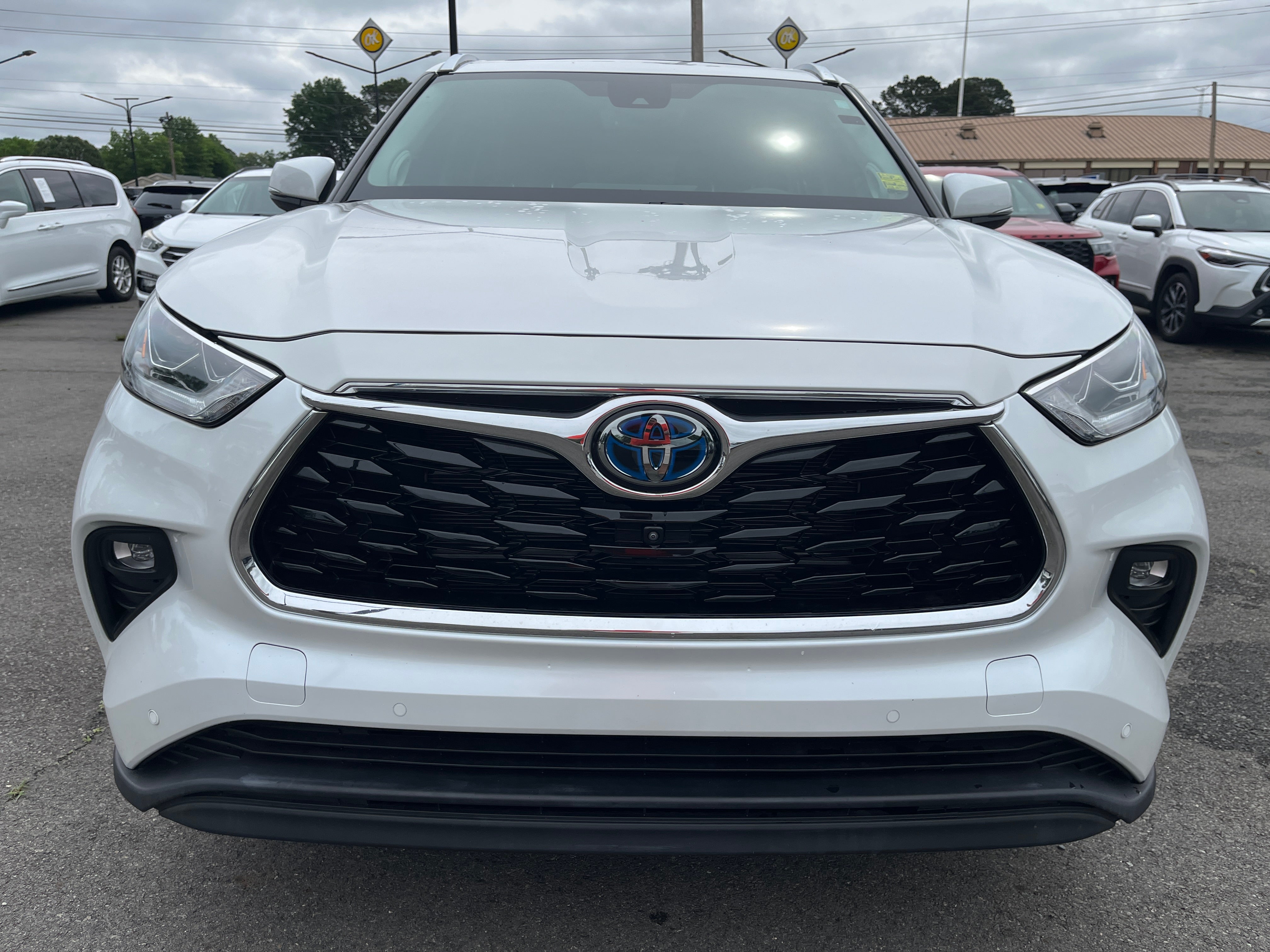 2024 Toyota Highlander Hybrid Limited
