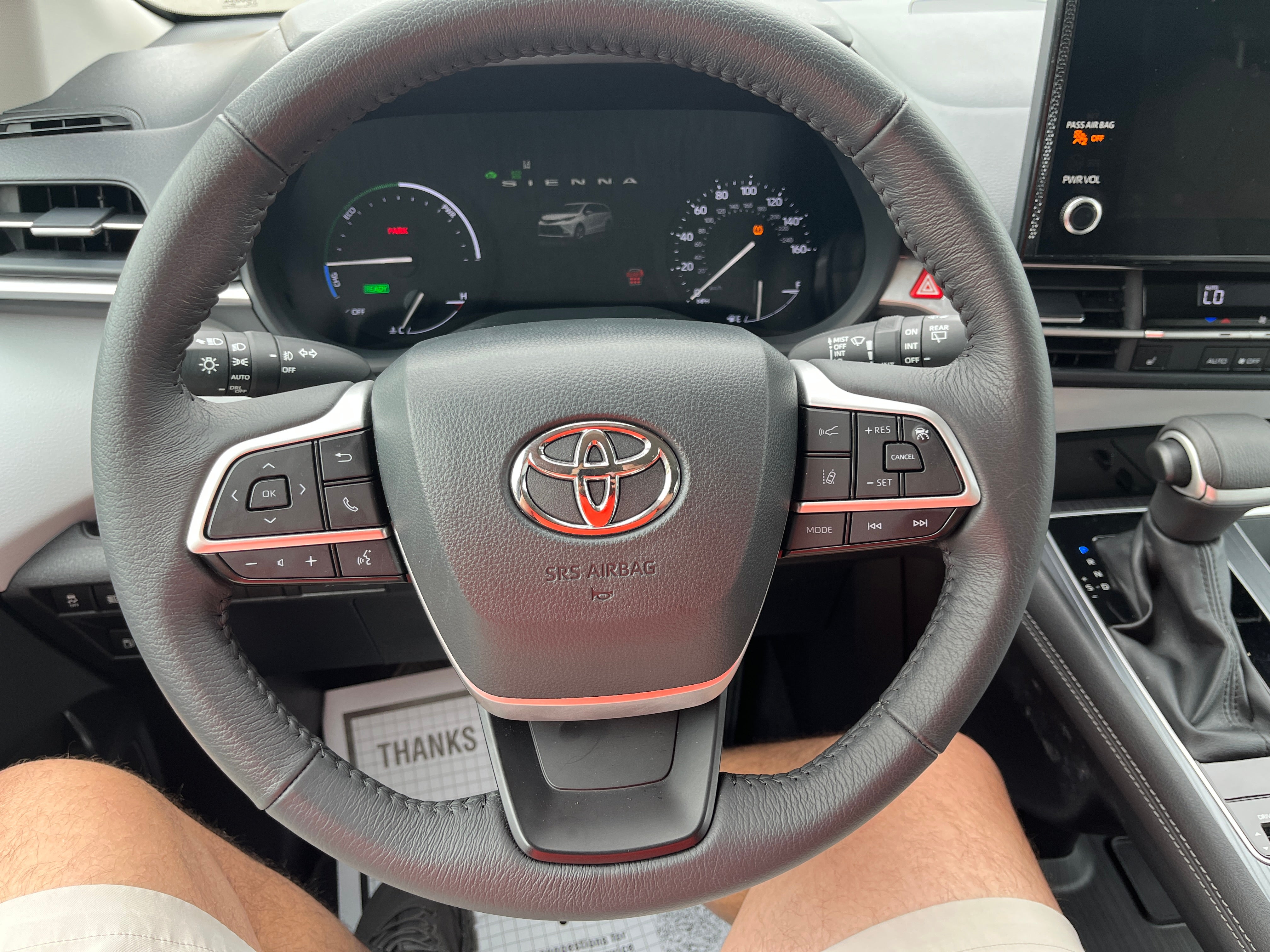 2025 Toyota Sienna XLE