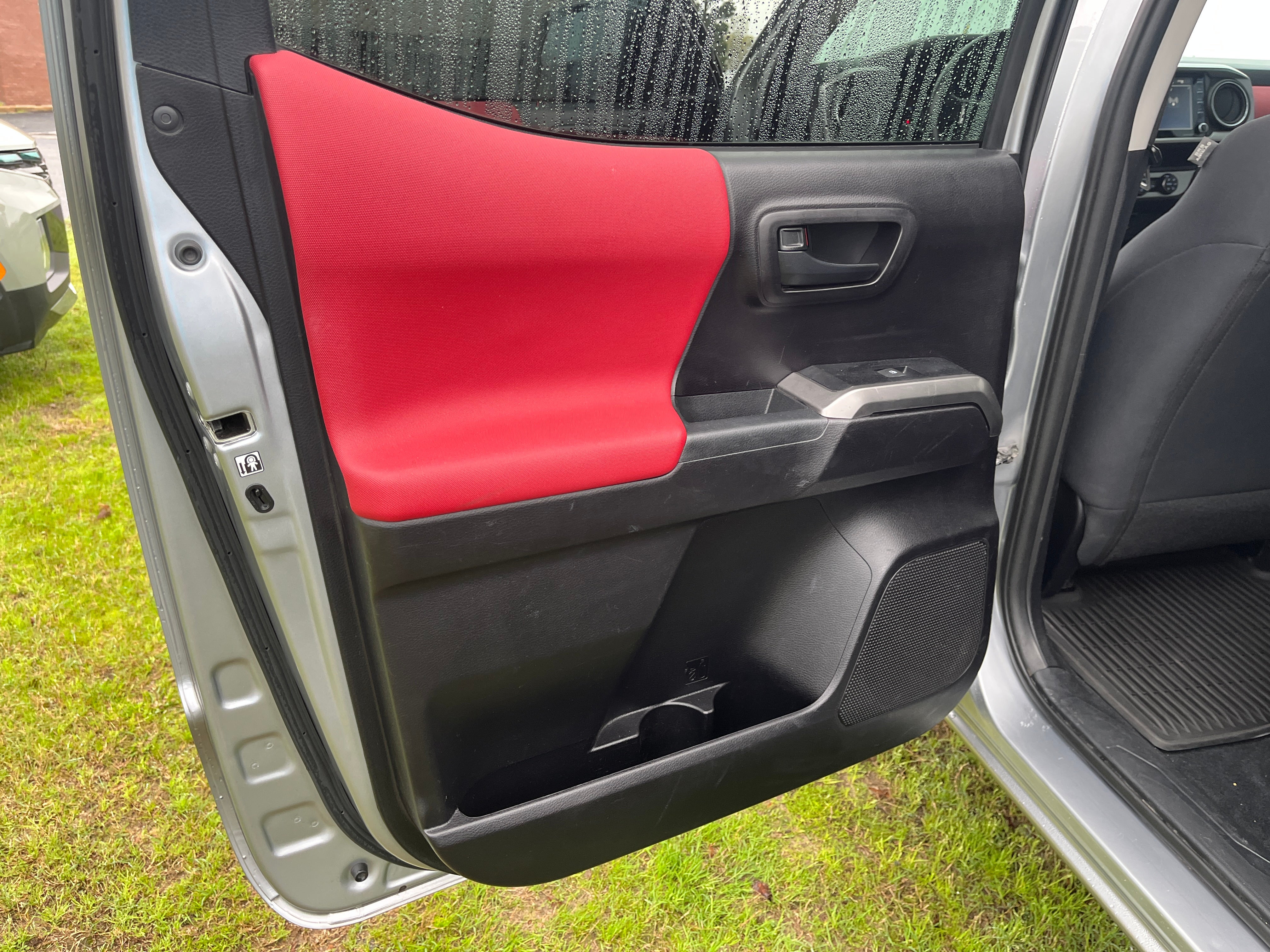 2020 Toyota Tacoma 2WD SR