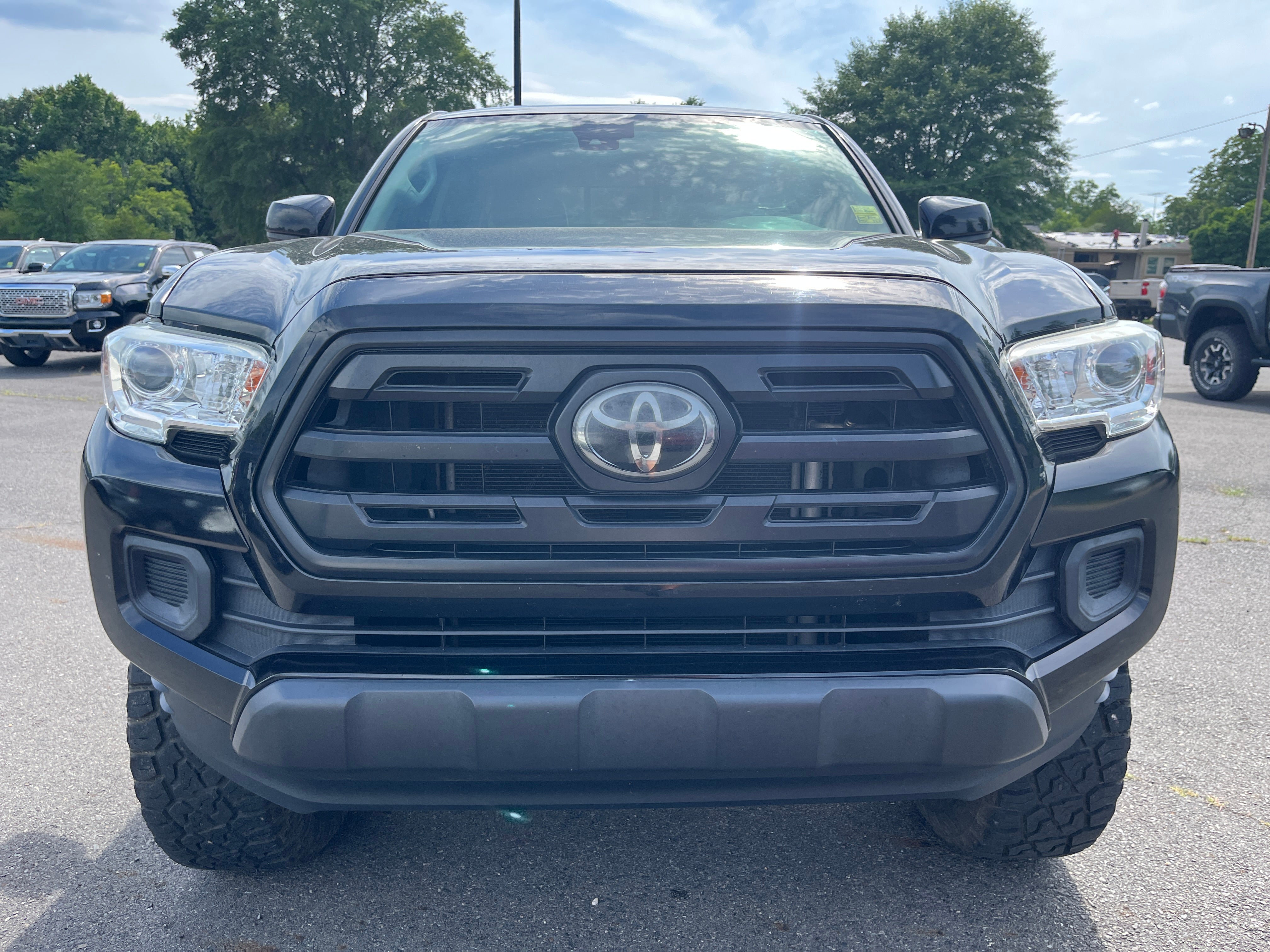 2019 Toyota Tacoma 2WD SR