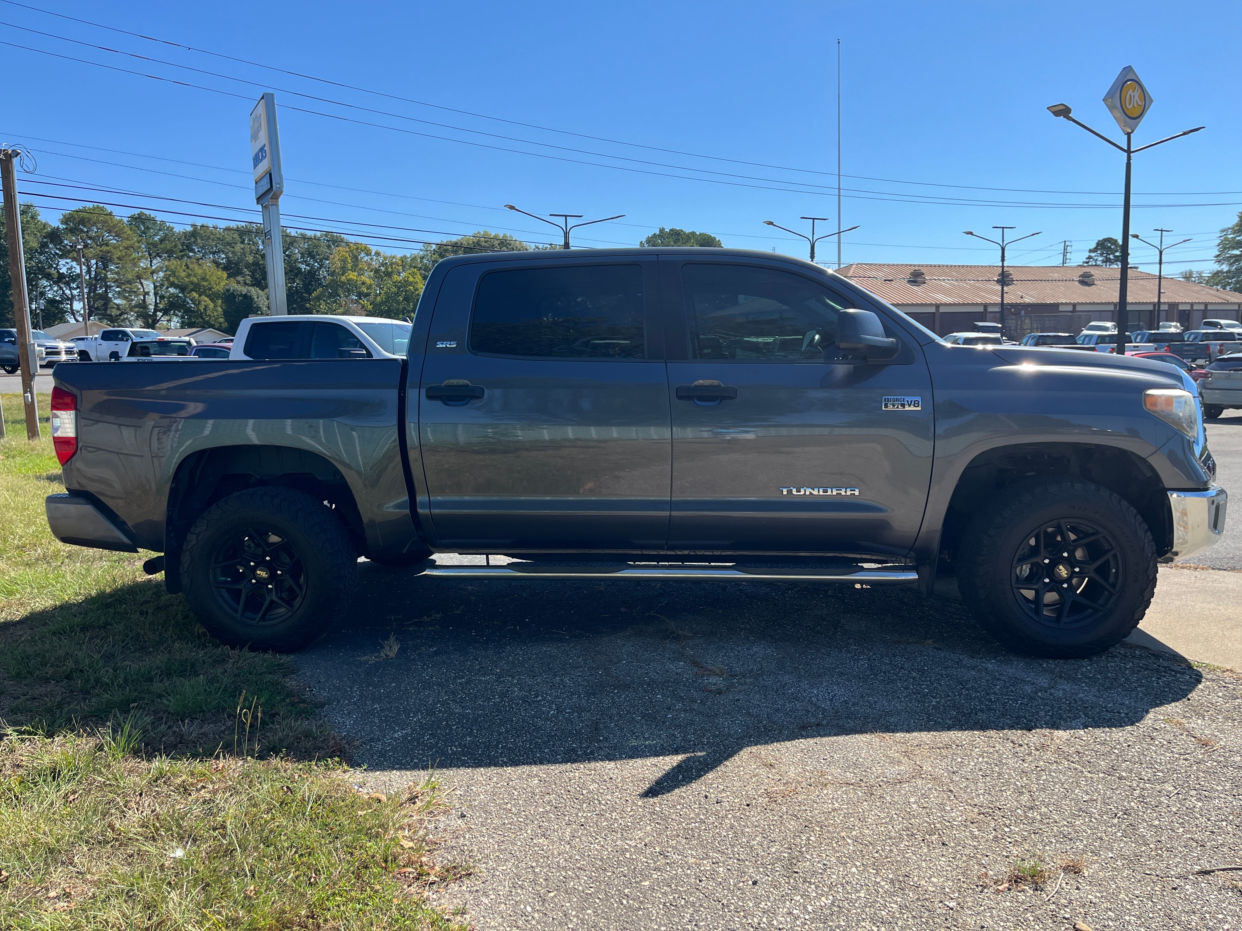 2021 Toyota Tundra 4WD SR5