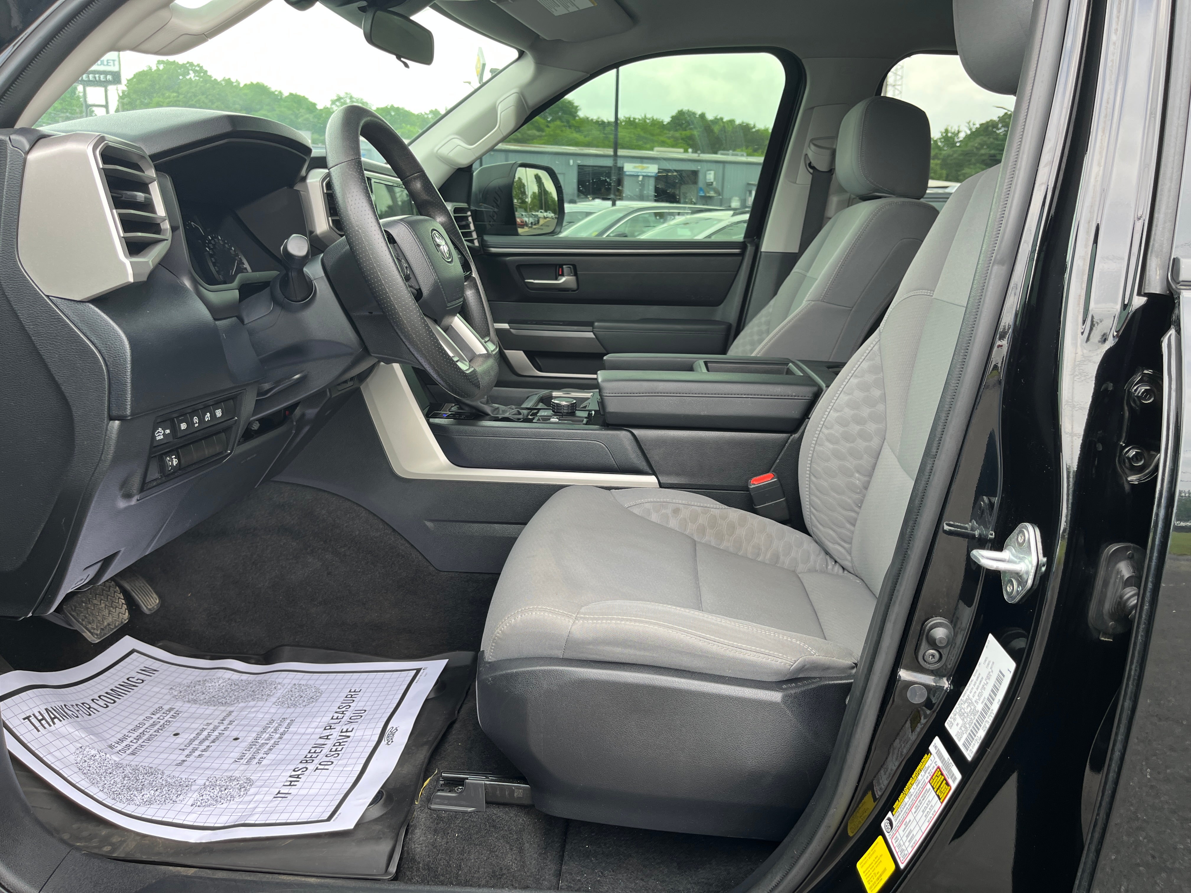 2023 Toyota Tundra 4WD SR5