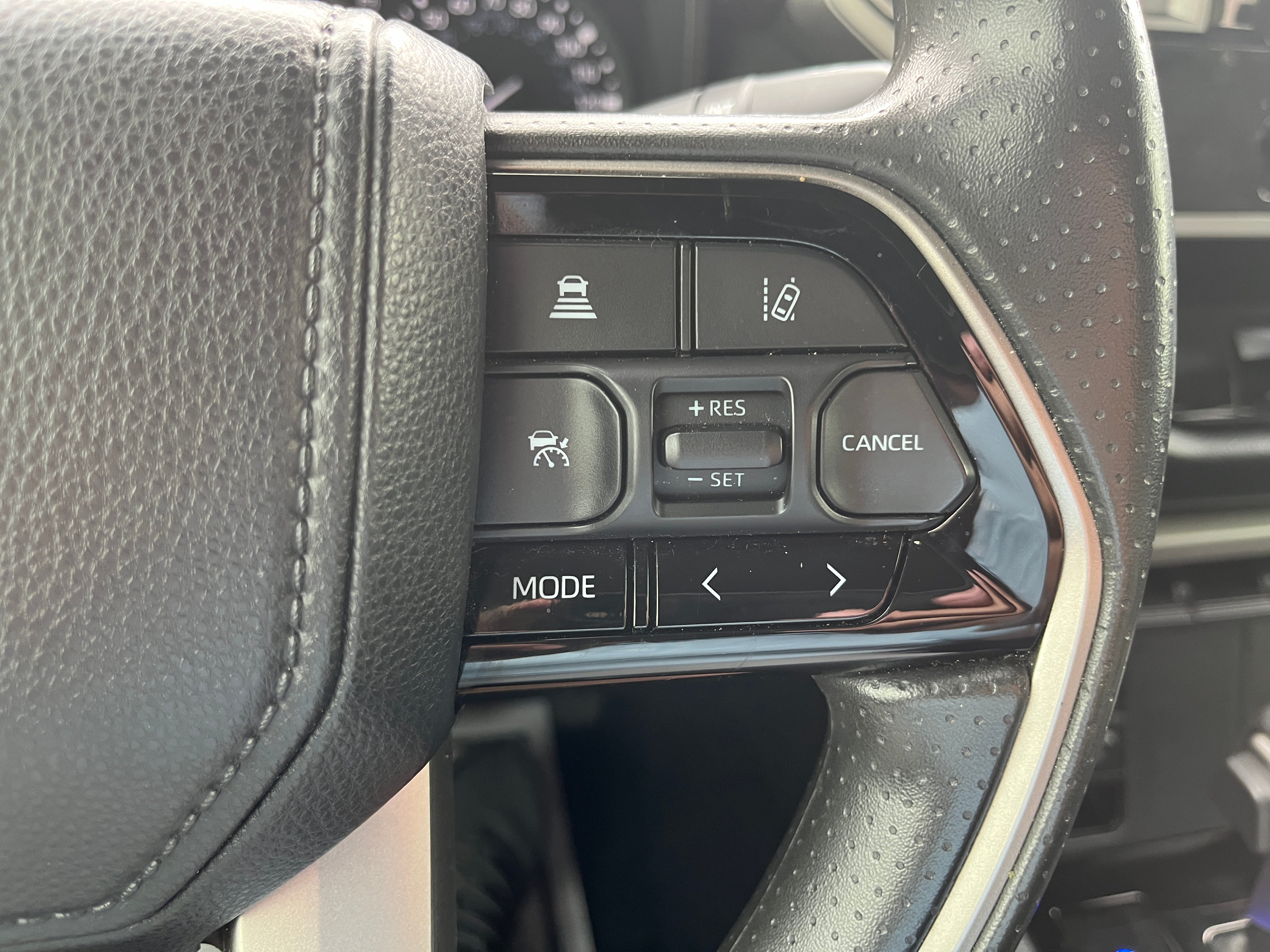 2023 Toyota Tundra 4WD SR5