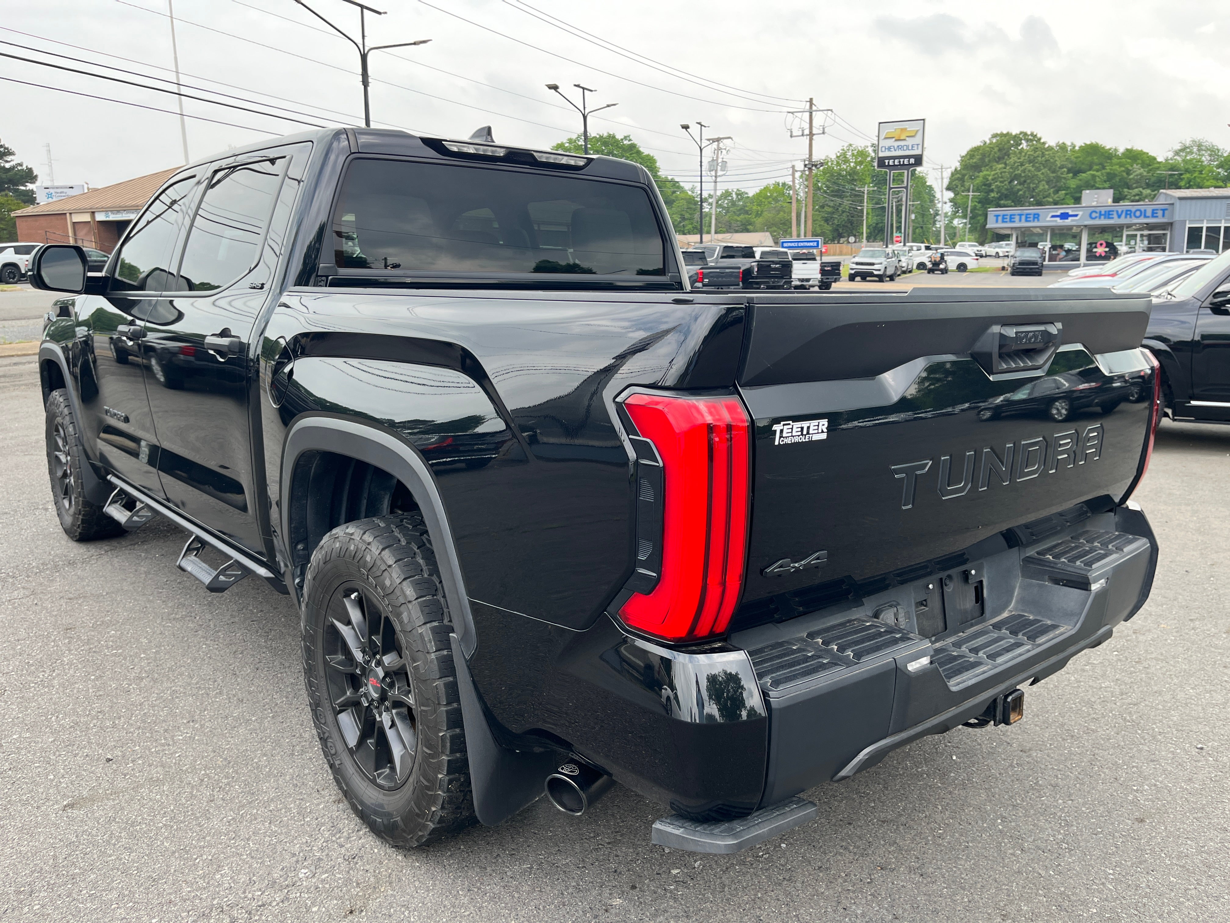 2023 Toyota Tundra 4WD SR5