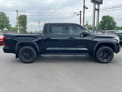 2023 Toyota Tundra 4WD SR5