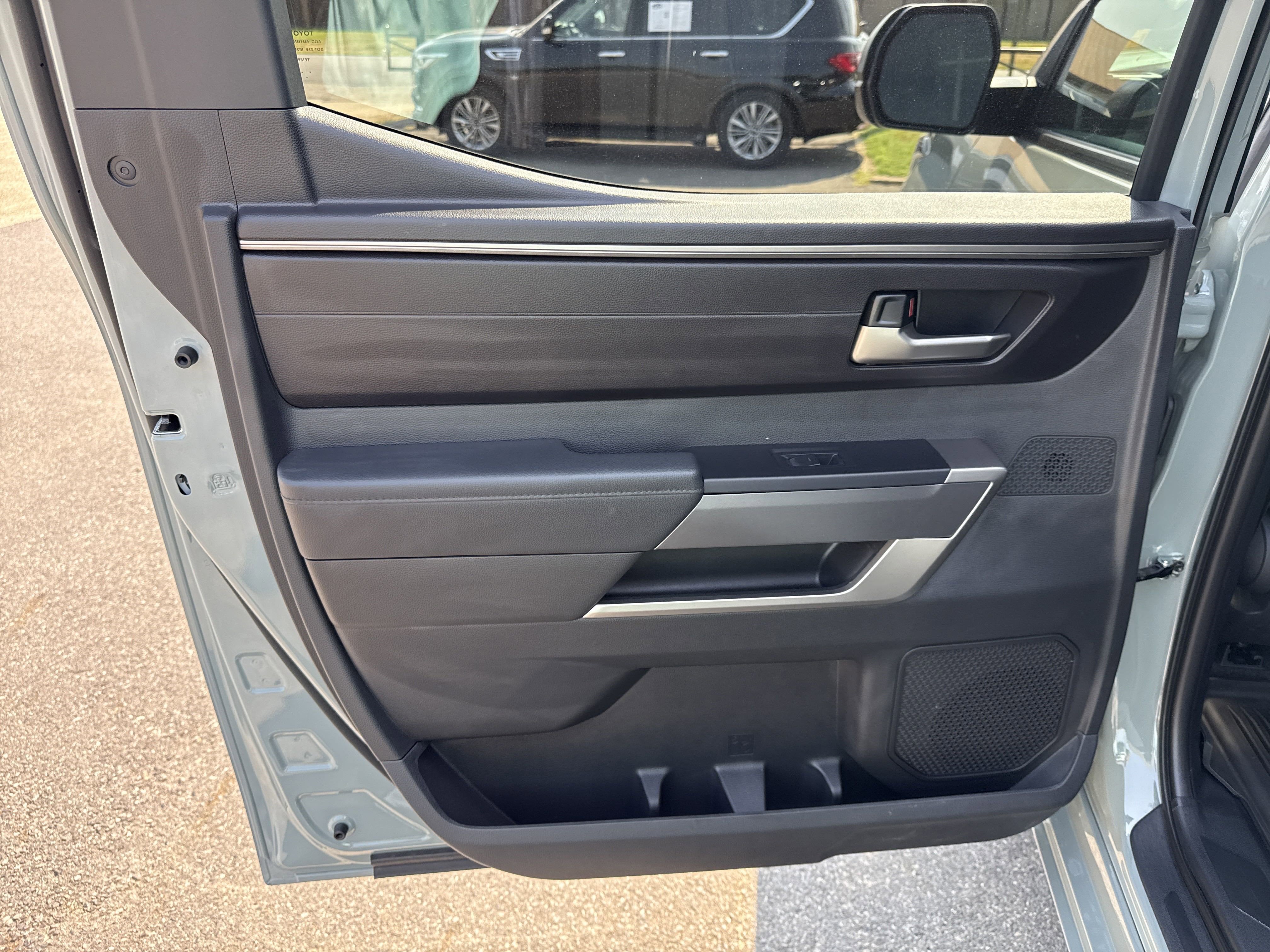 2024 Toyota Tundra 4WD Base