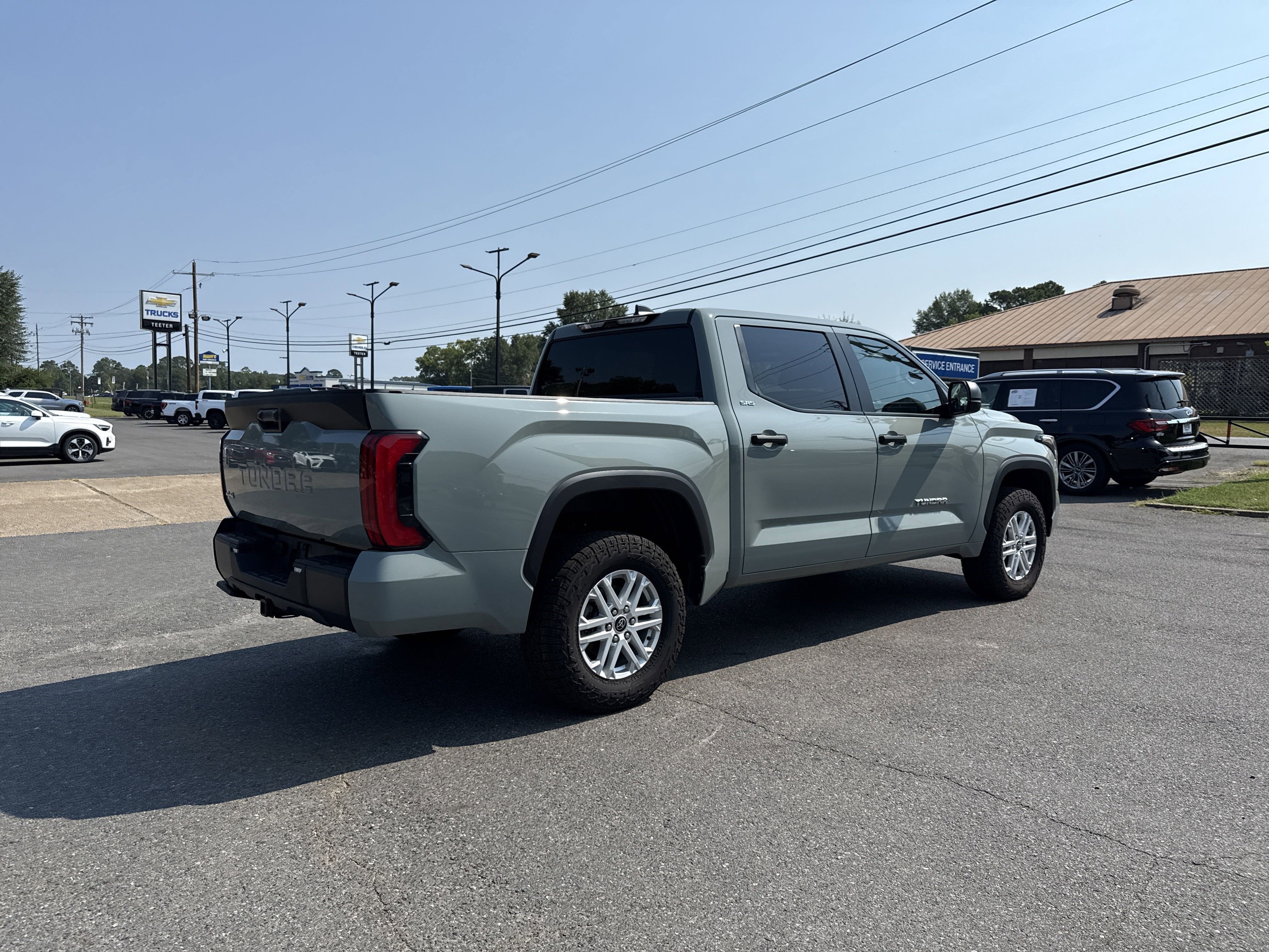 2024 Toyota Tundra 4WD Base