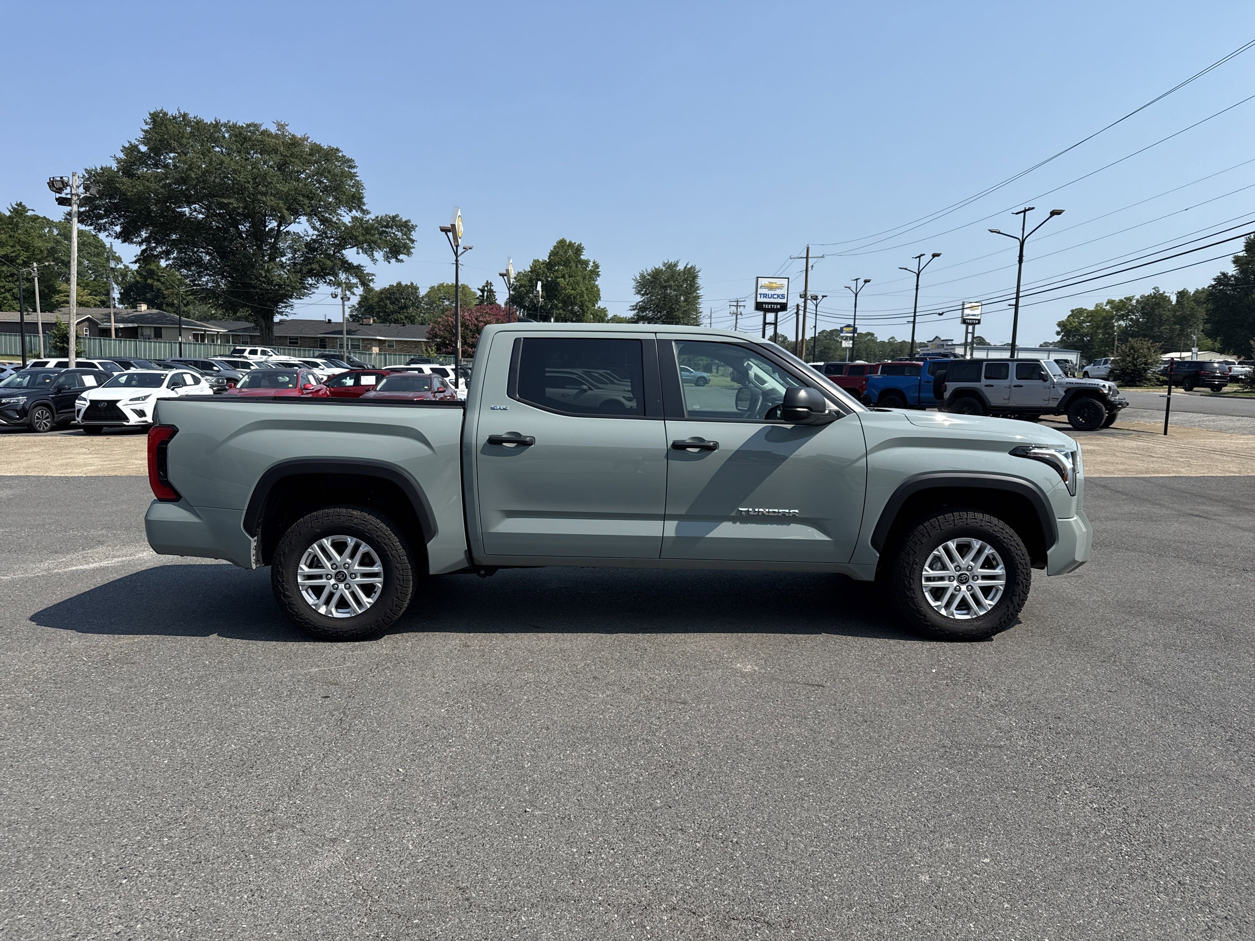 2024 Toyota Tundra 4WD Base