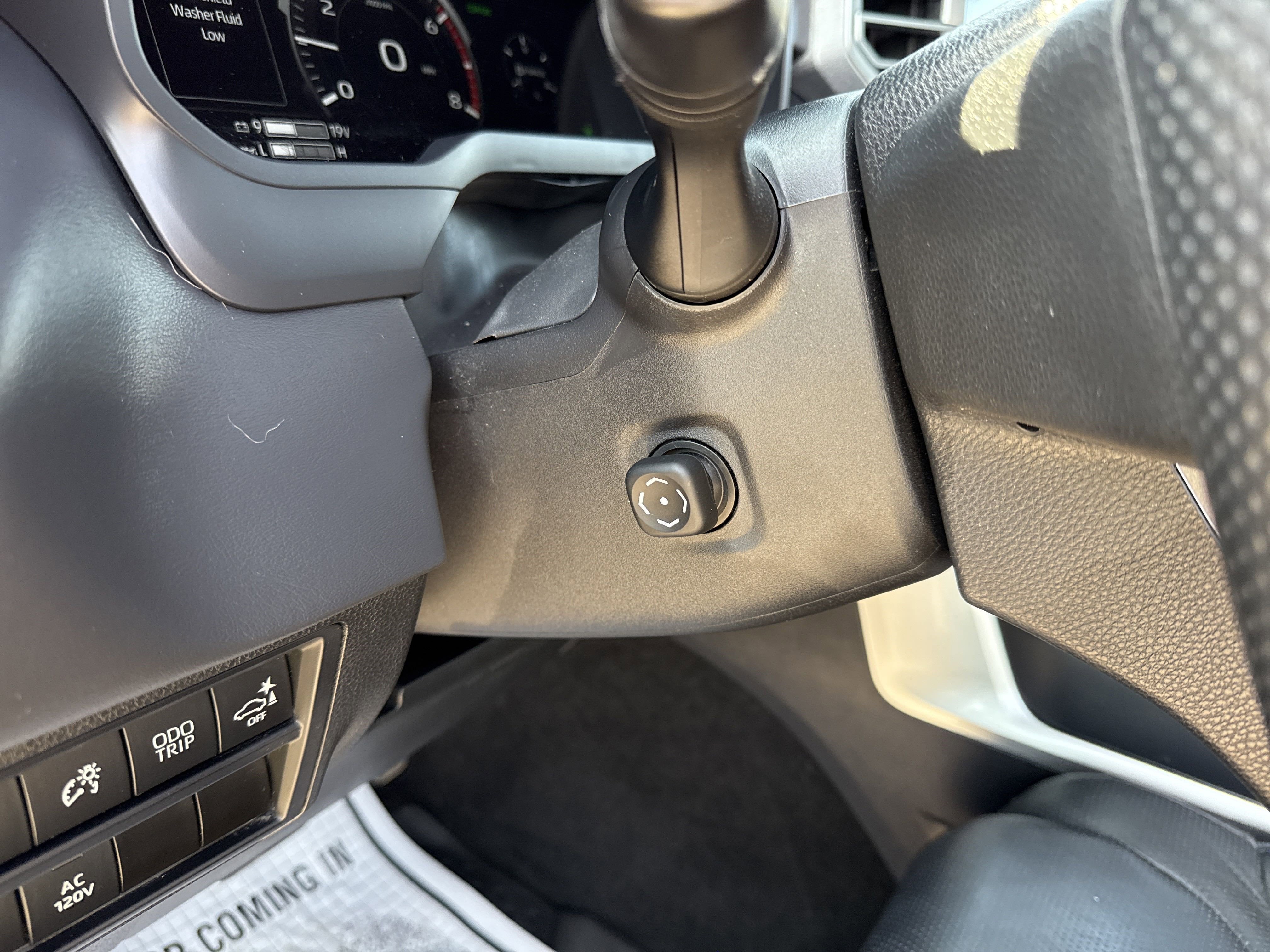 2022 Toyota Tundra 4WD Base