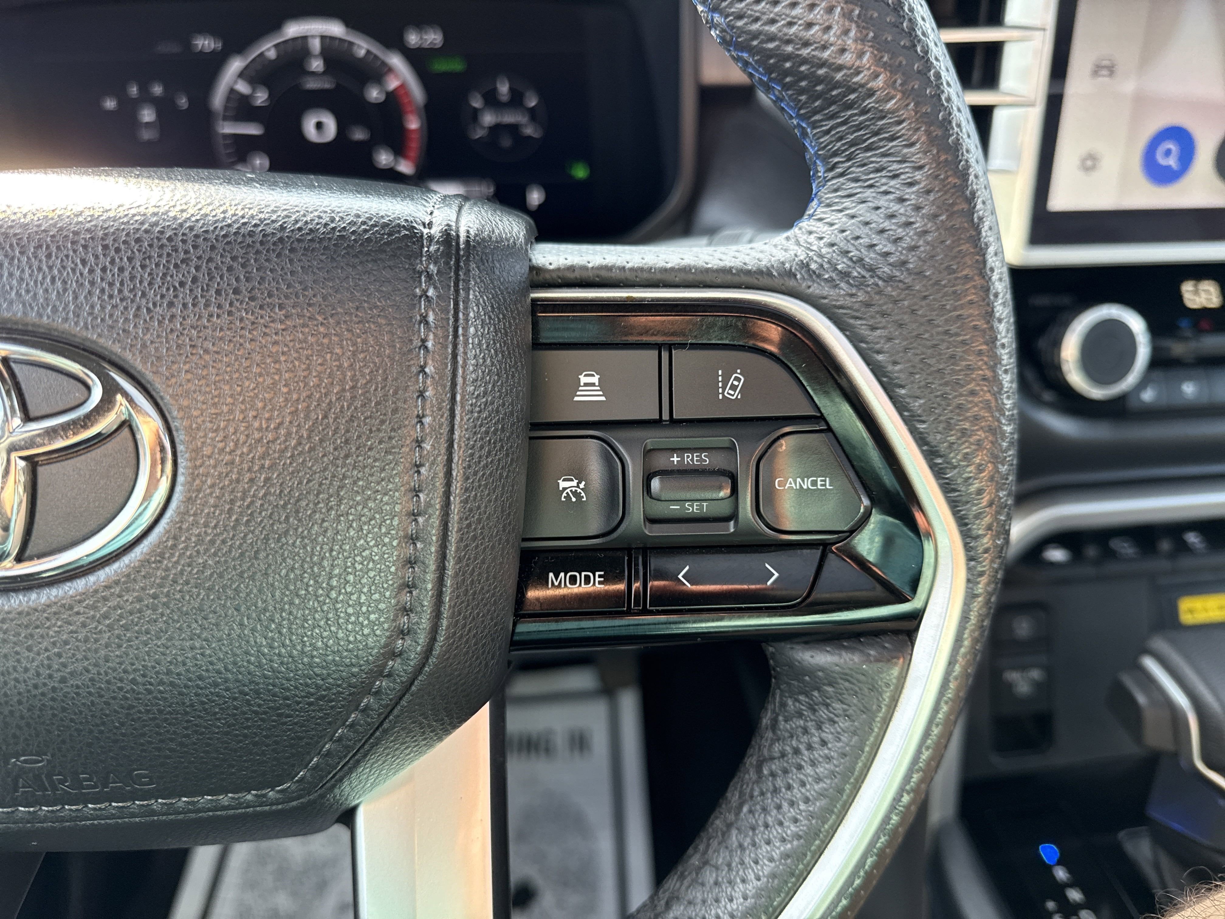 2022 Toyota Tundra 4WD Base