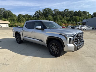 2022 Toyota Tundra 4WD Base