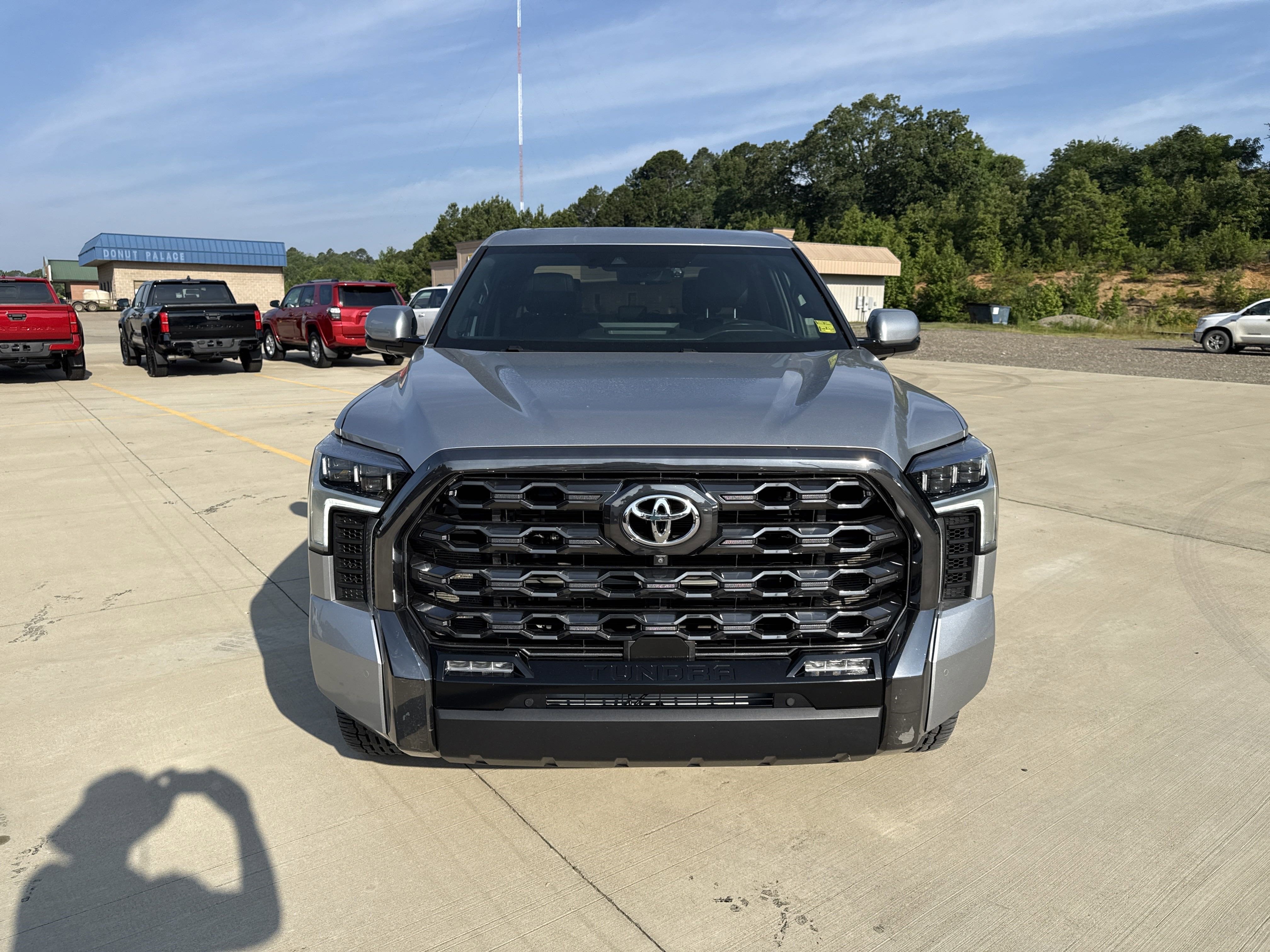 2022 Toyota Tundra 4WD Base