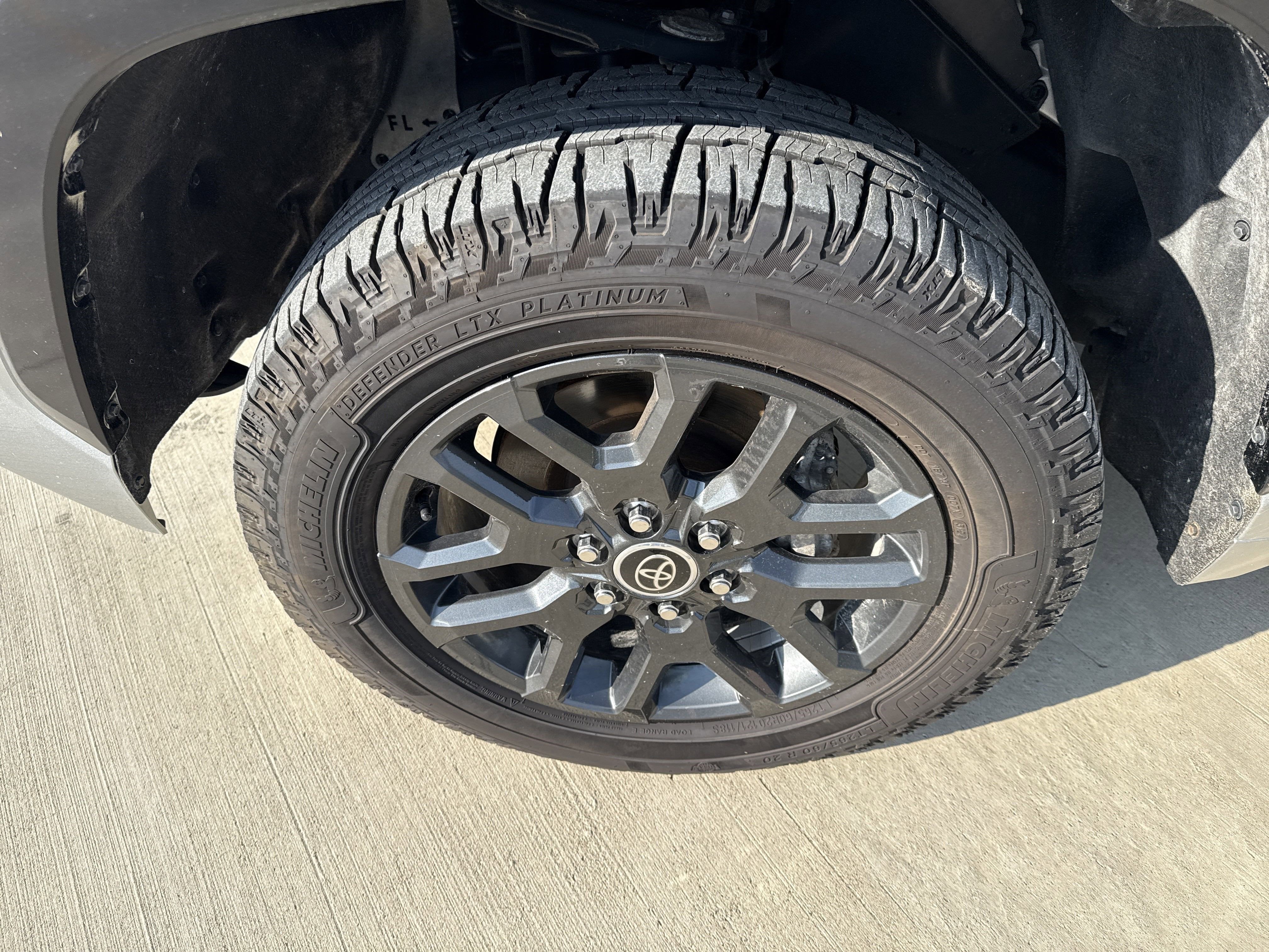 2022 Toyota Tundra 4WD Base