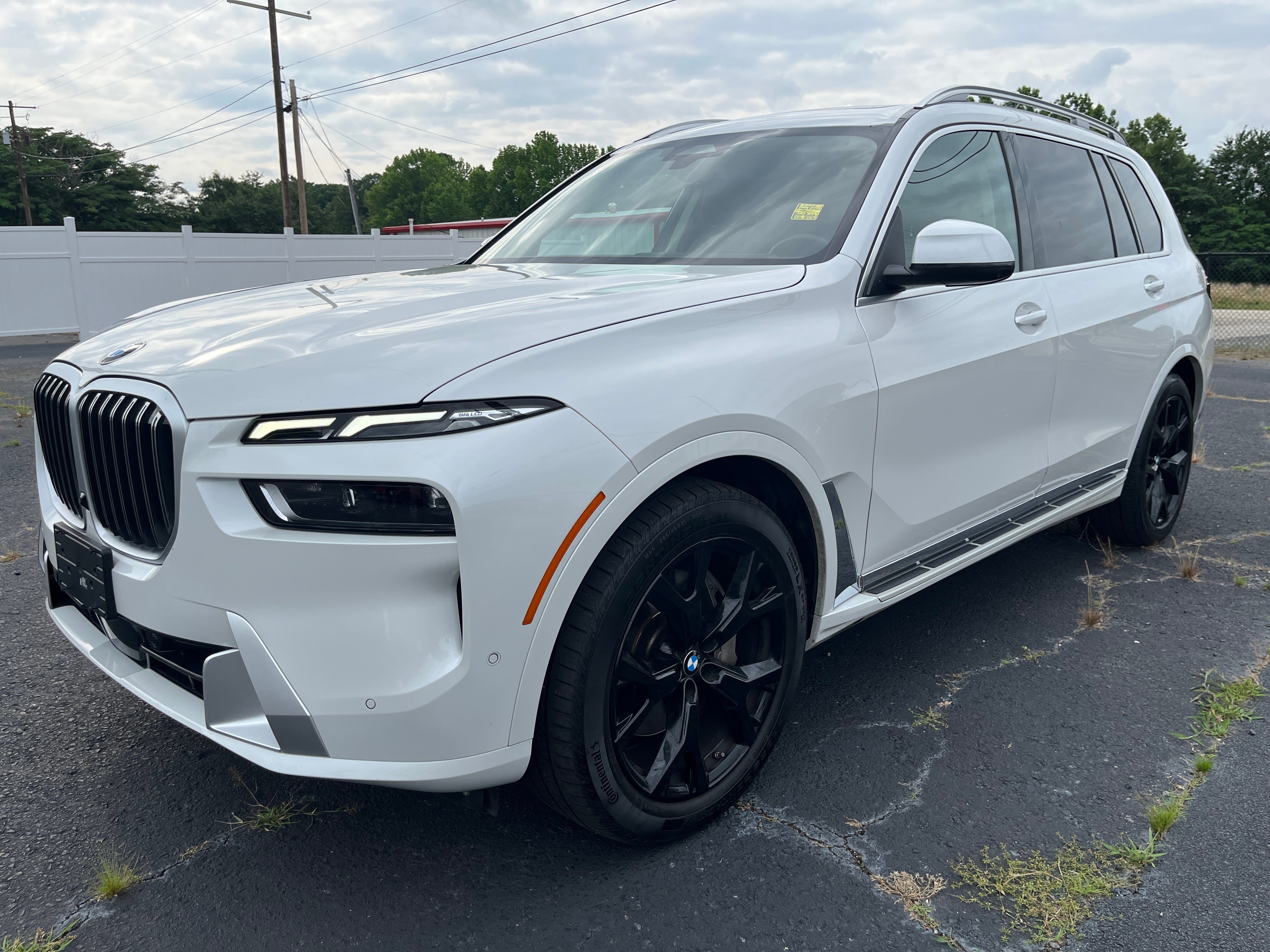 2025 BMW X7 xDrive40i's photo