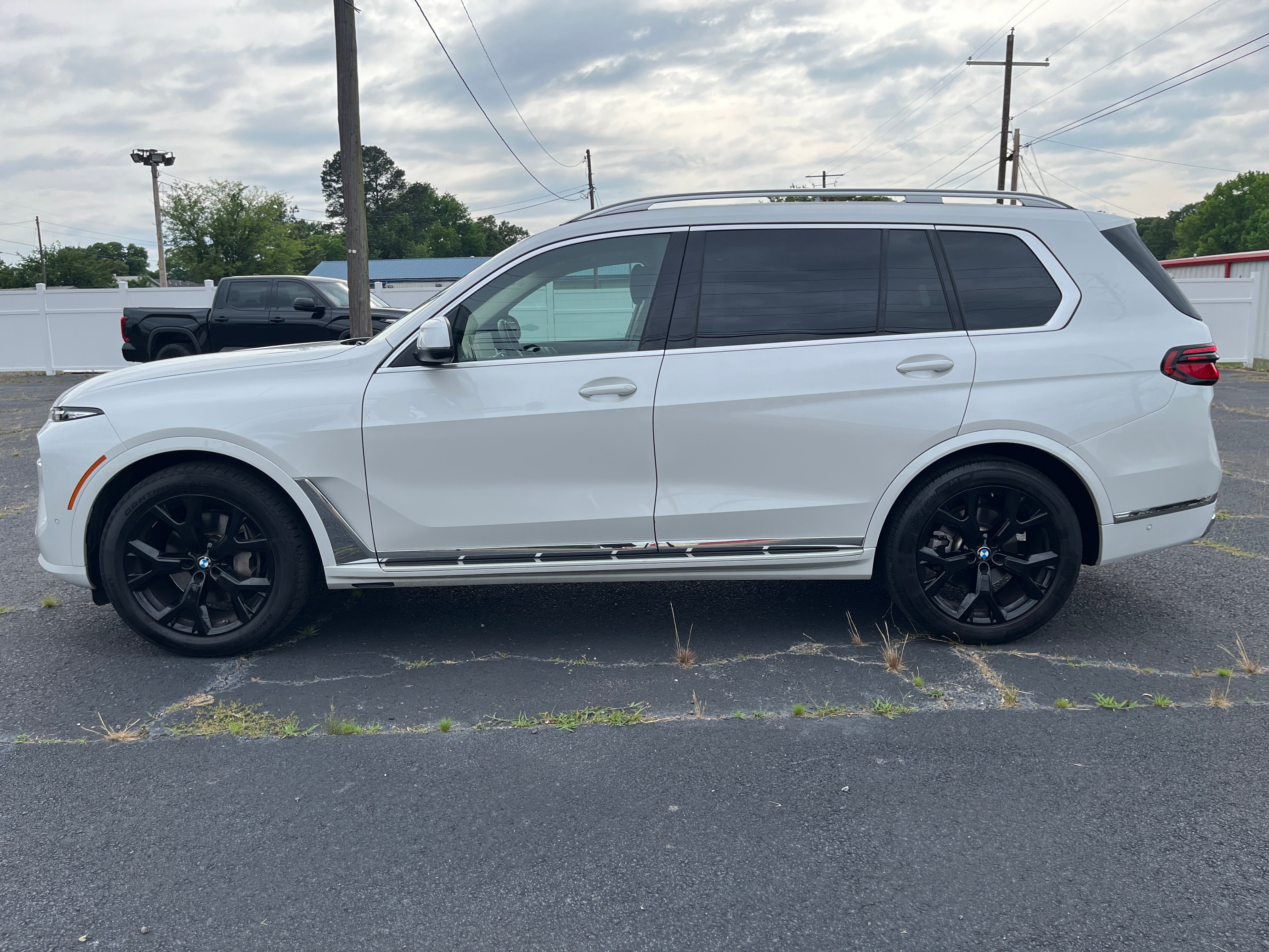 2025 BMW X7 xDrive40i