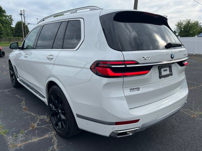 2025 BMW X7 xDrive40i