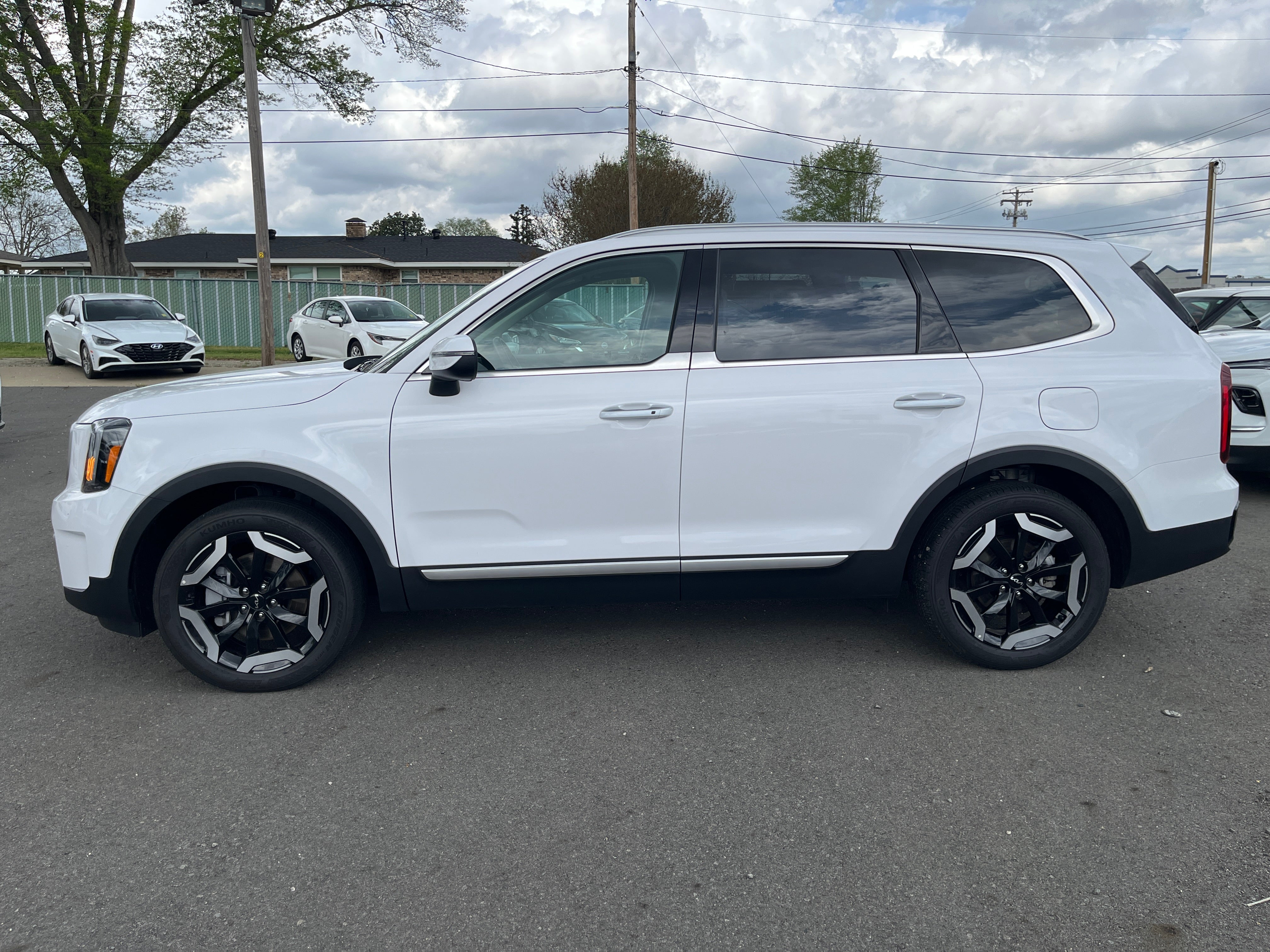 2025 Kia Telluride S