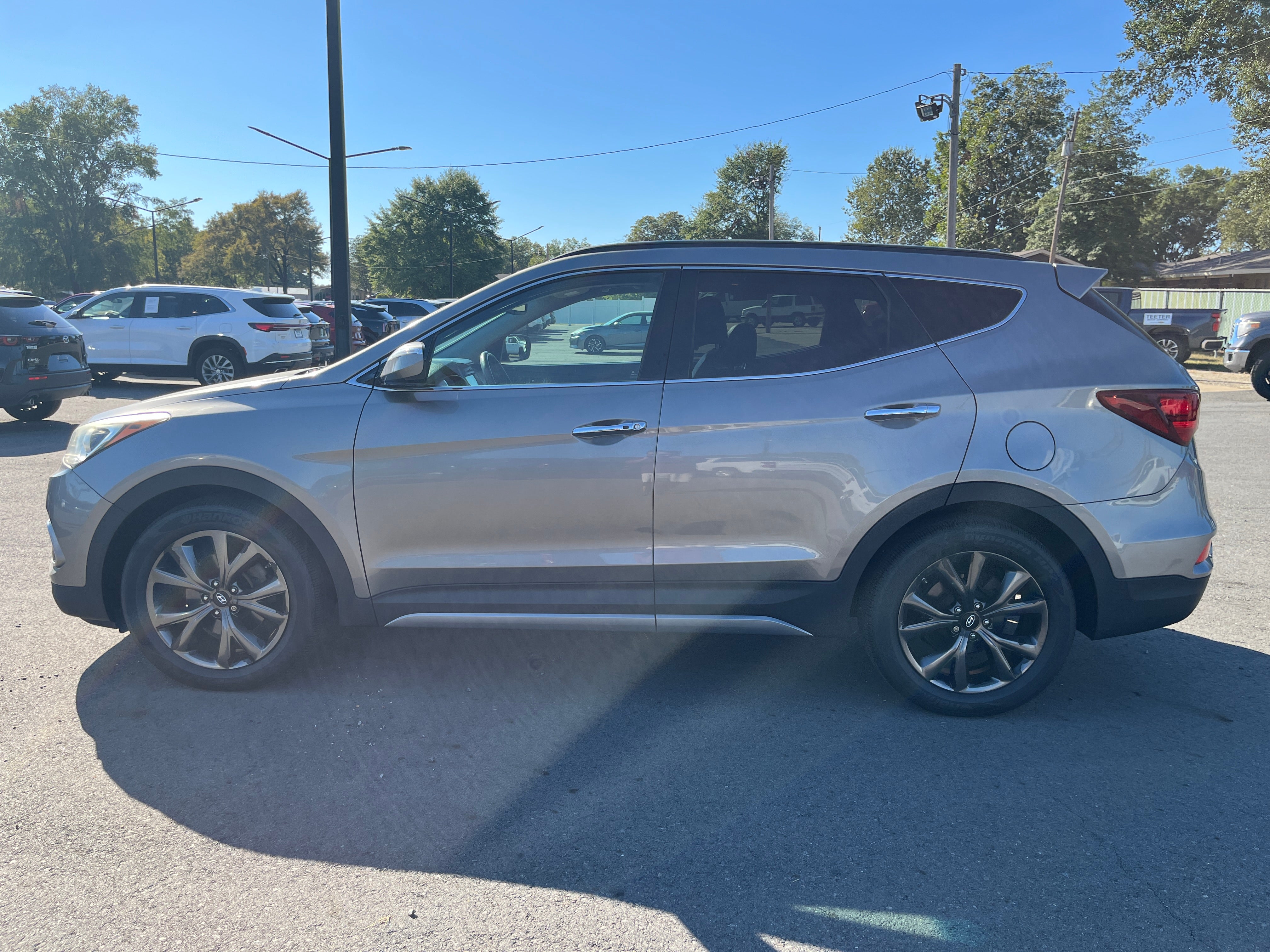 Used 2017 Hyundai Santa Fe Sport 2.0T Ultimate with VIN 5XYZWDLA4HG477540 for sale in Malvern, AR