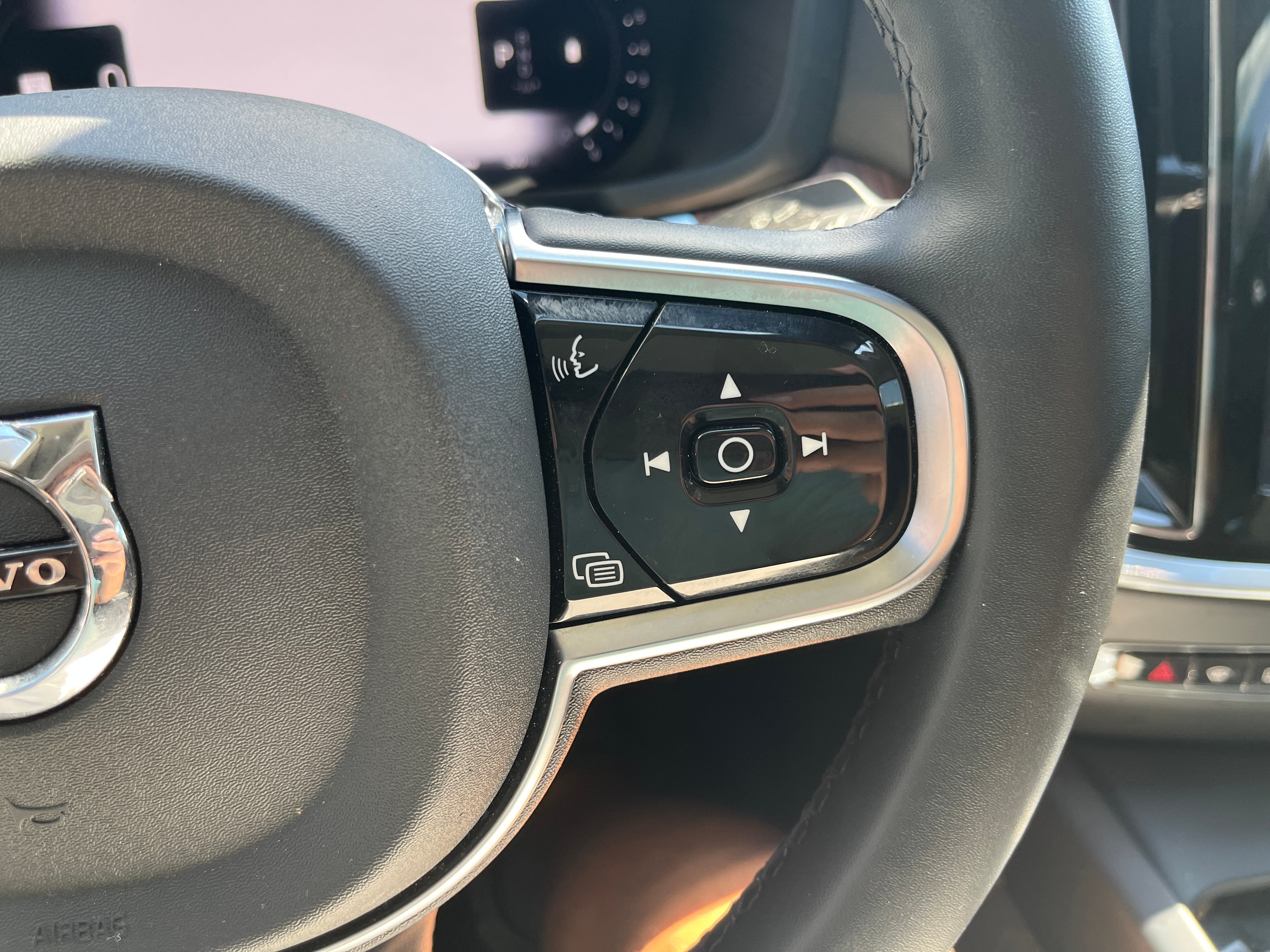 2025 Volvo S60 Plus