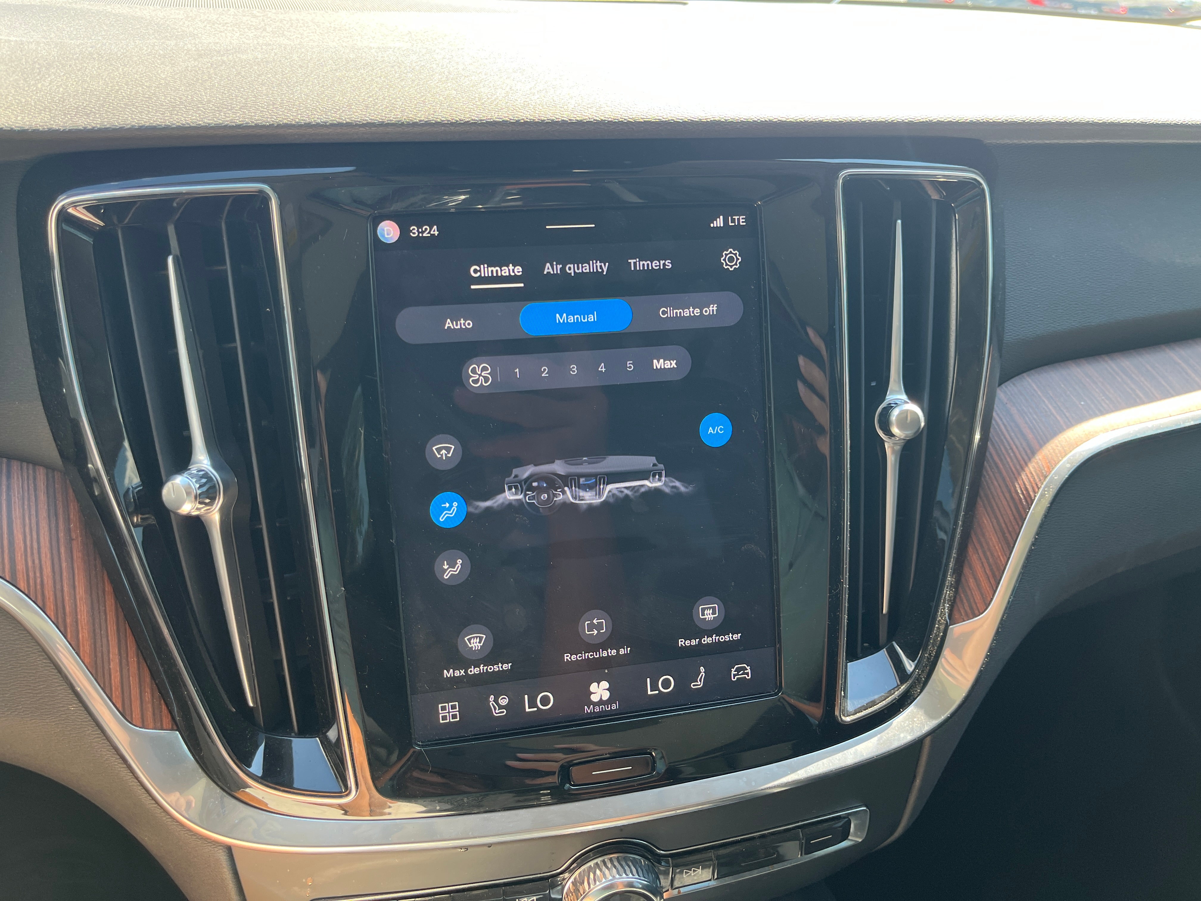 2025 Volvo S60 Plus