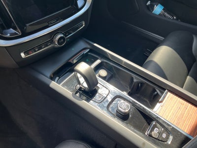 2025 Volvo S60 Plus