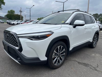 2024 Toyota Corolla Cross XLE