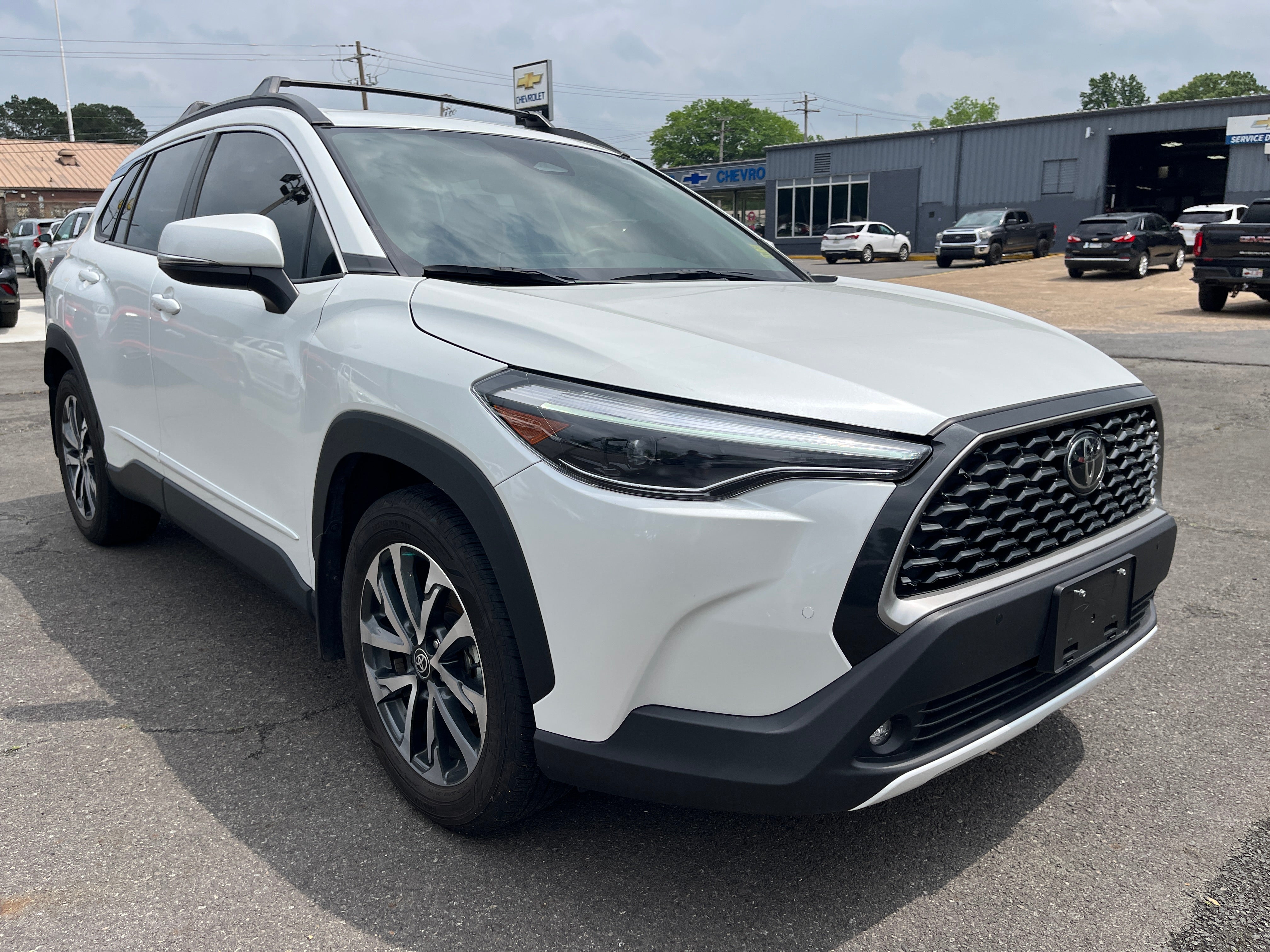 2024 Toyota Corolla Cross XLE