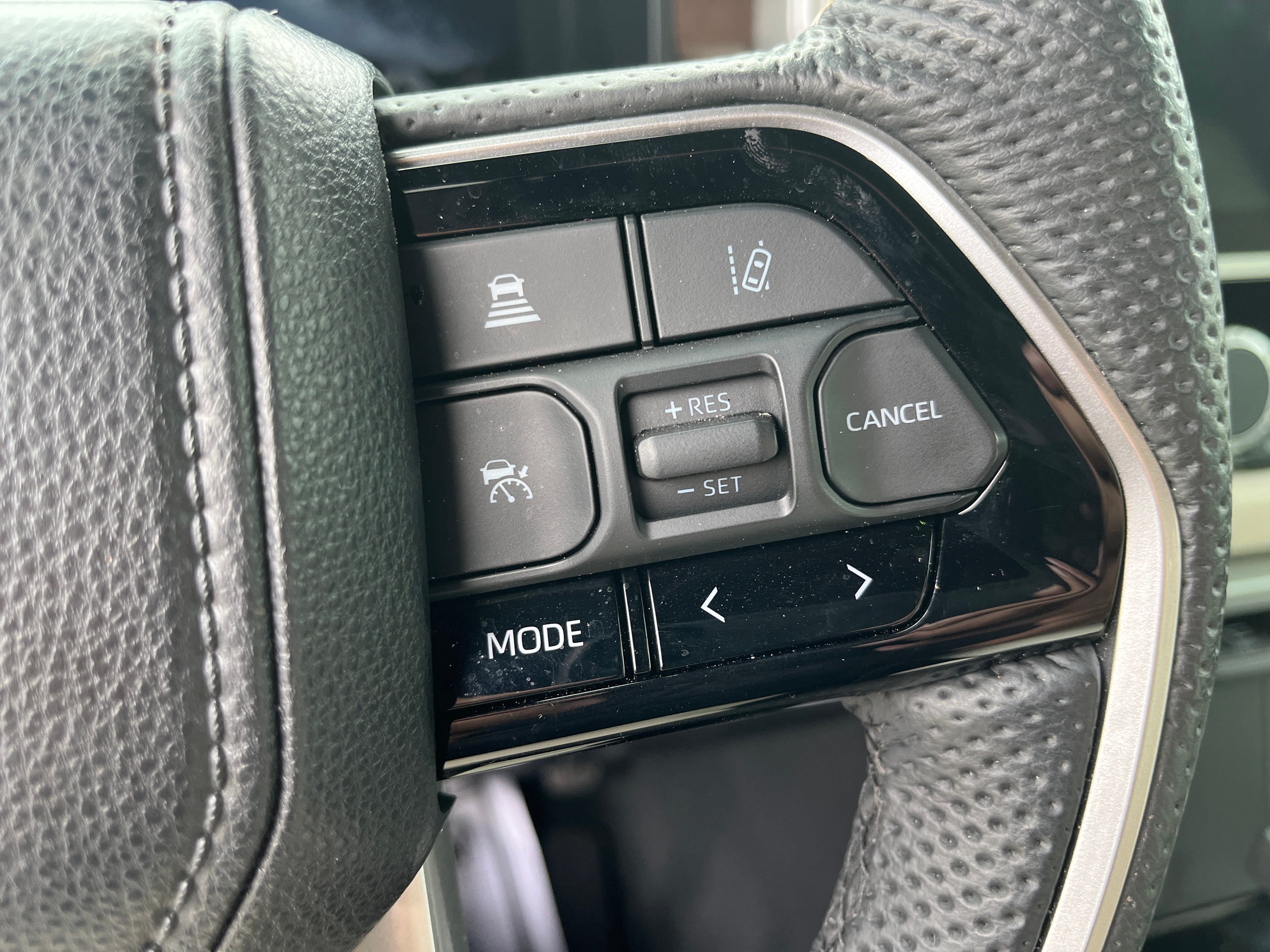 2024 Toyota Sequoia SR5