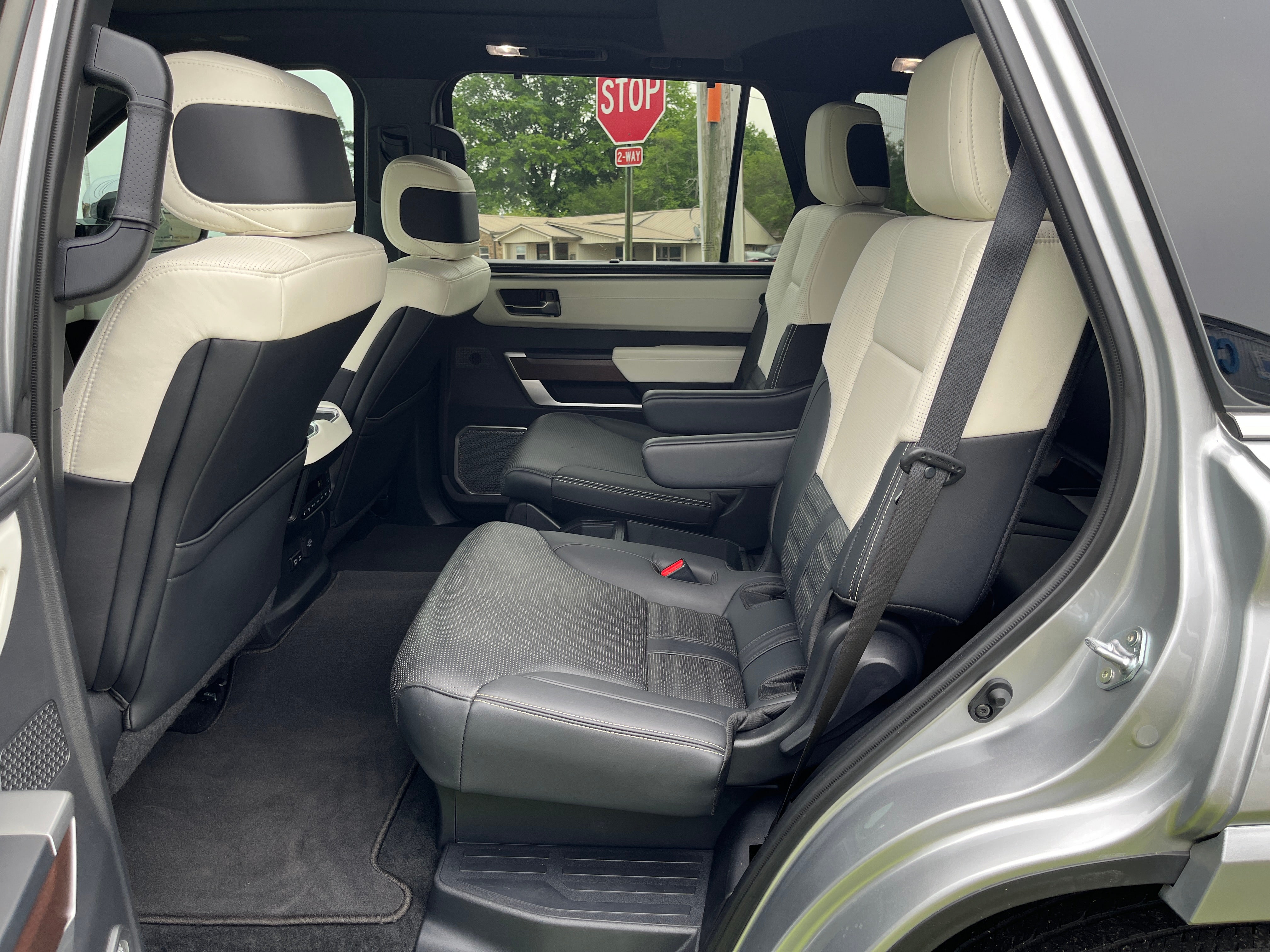 2024 Toyota Sequoia SR5