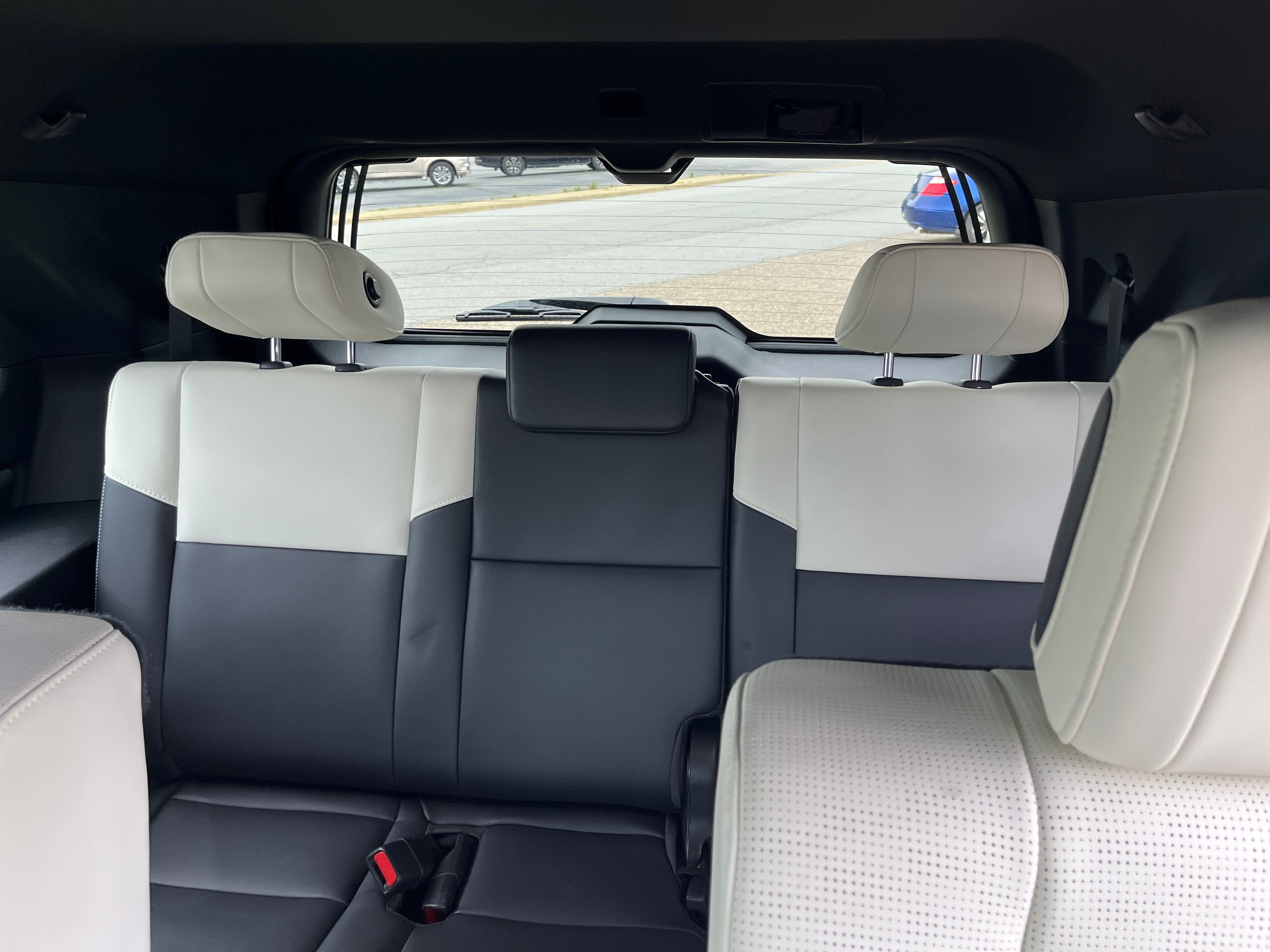 2024 Toyota Sequoia SR5